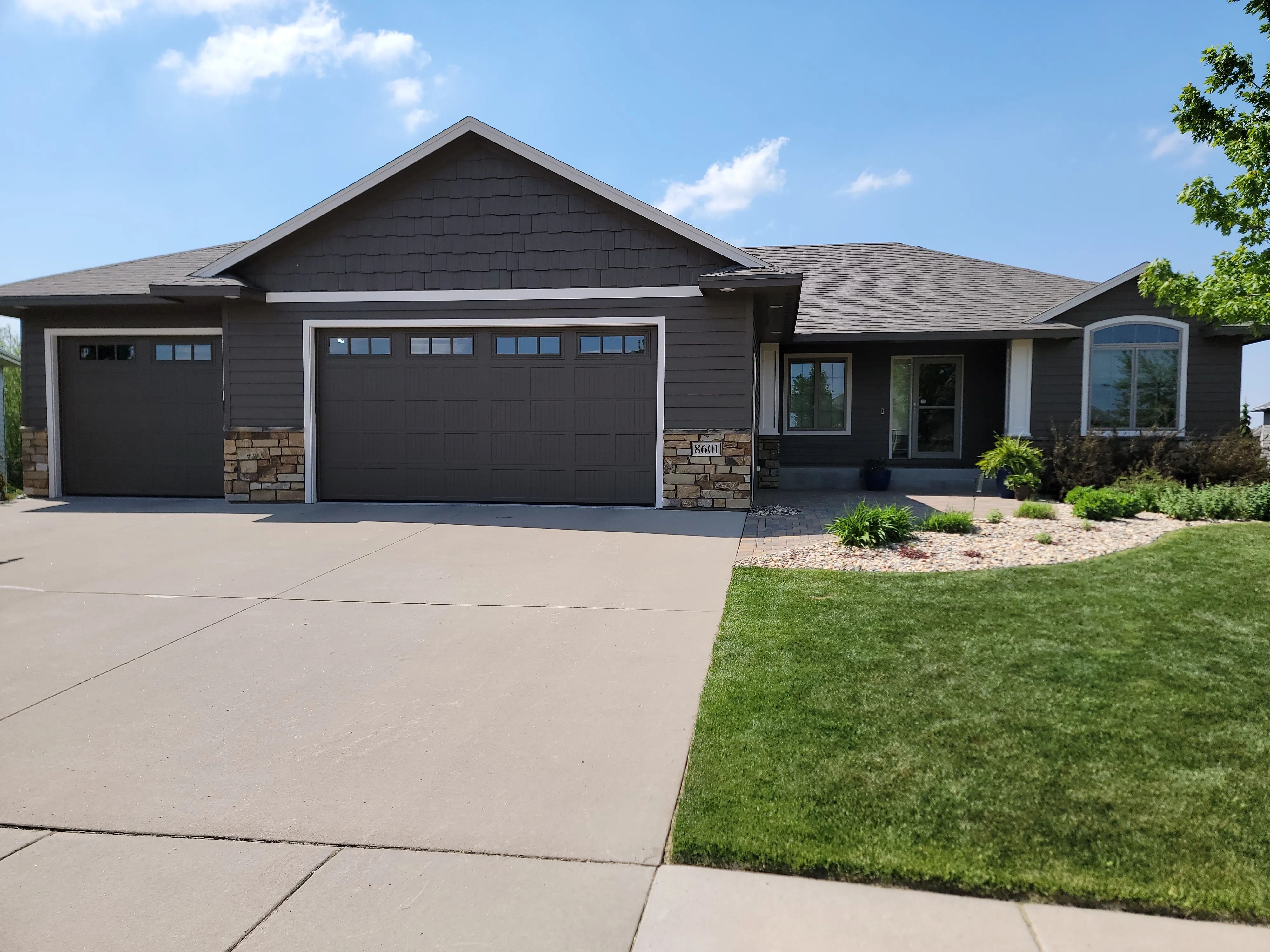 Kitchen and Cabinet Refinishing for Brush Brothers Painting in Sioux Falls, SD