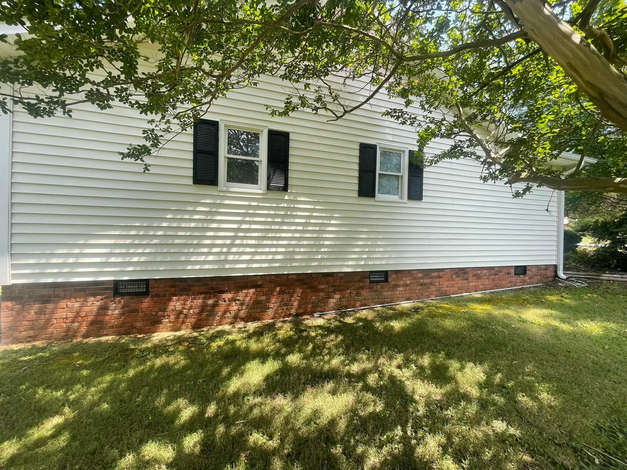 Roof Cleaning for Flemings Pressure Washing LLC in Gibsonville, North Carolina