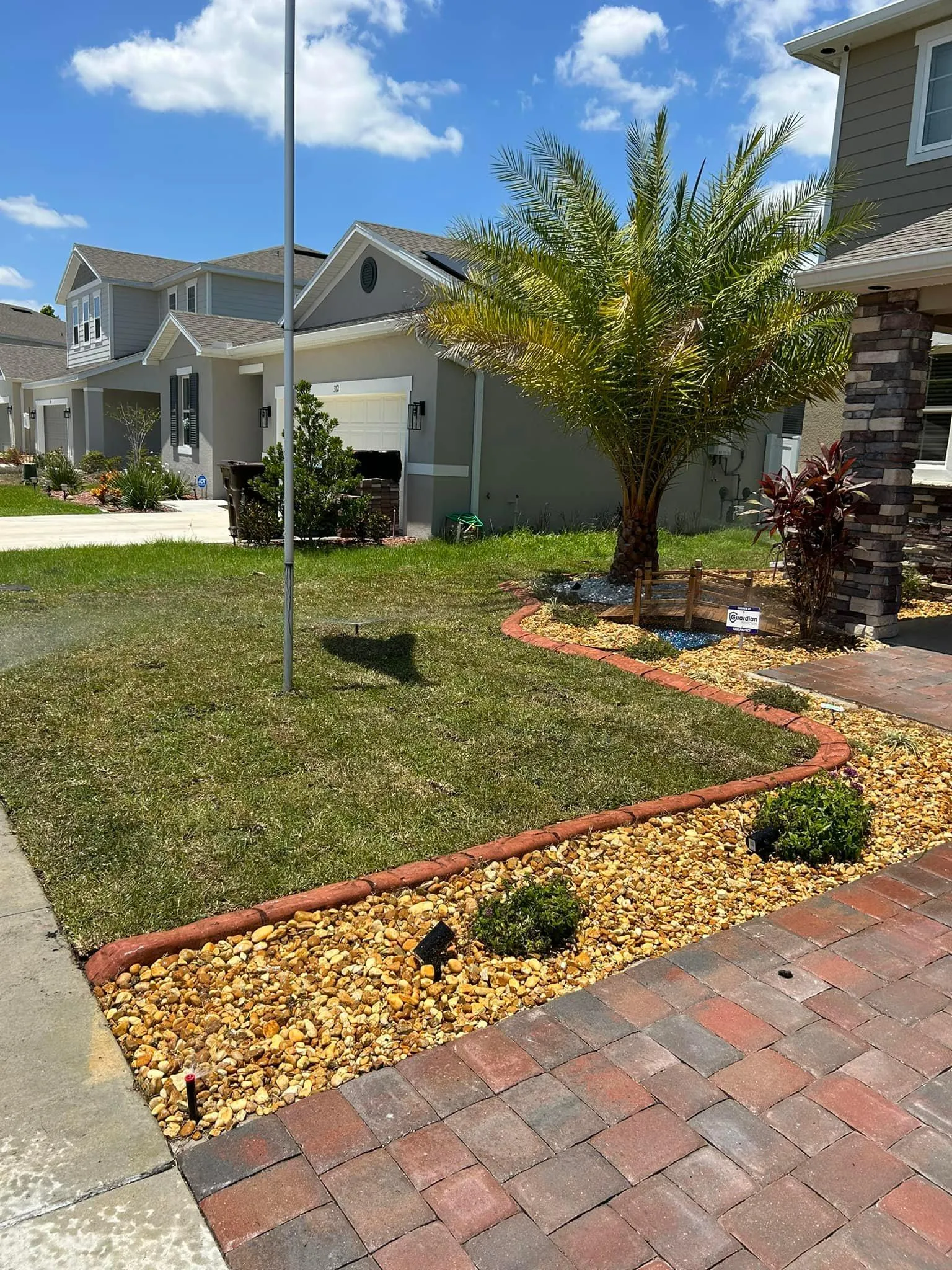 Fall and Spring Clean Up for Estrada All Pro Lawn Service in Auburndale, Florida