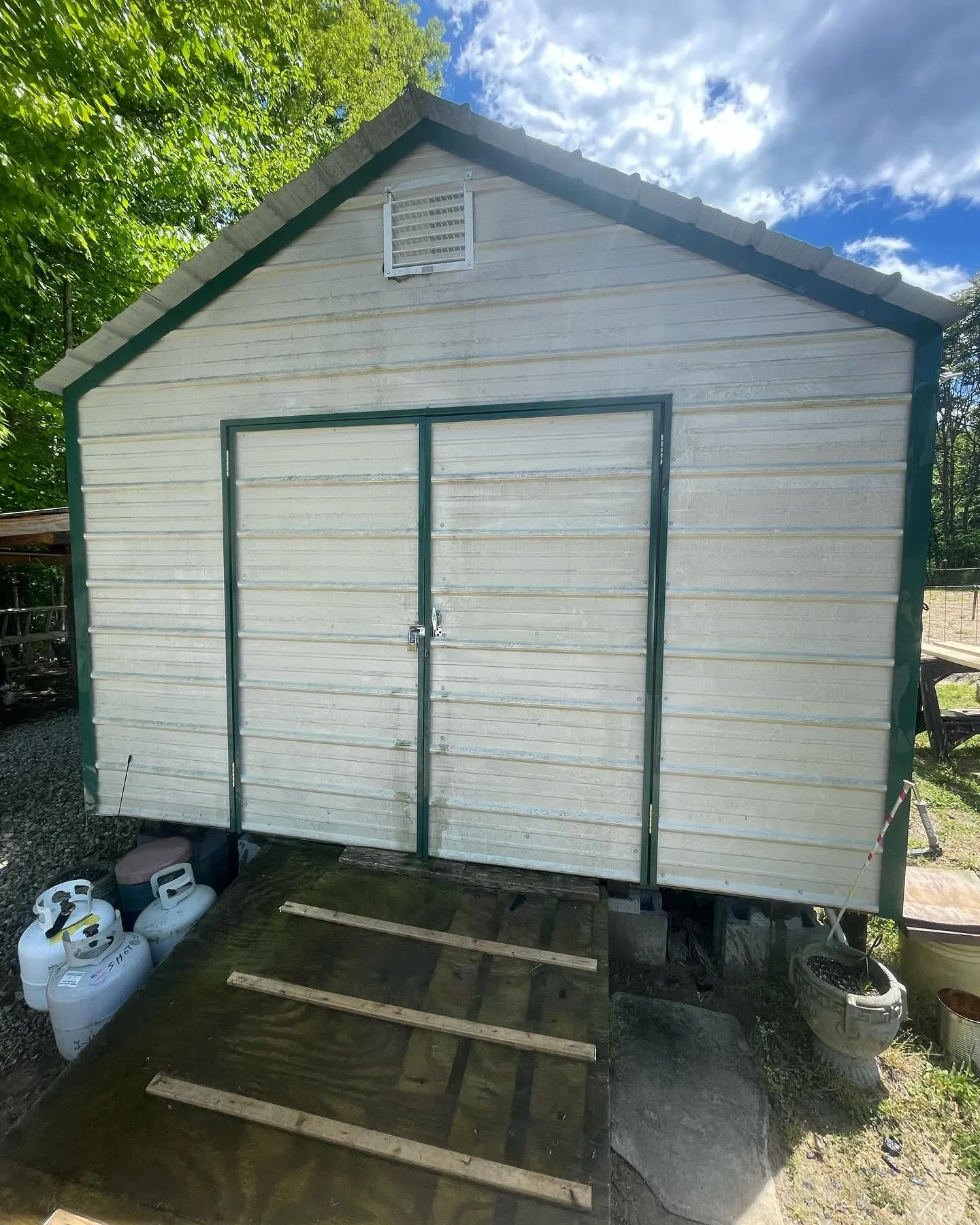 Roof Cleaning for Flemings Pressure Washing LLC in Gibsonville, North Carolina