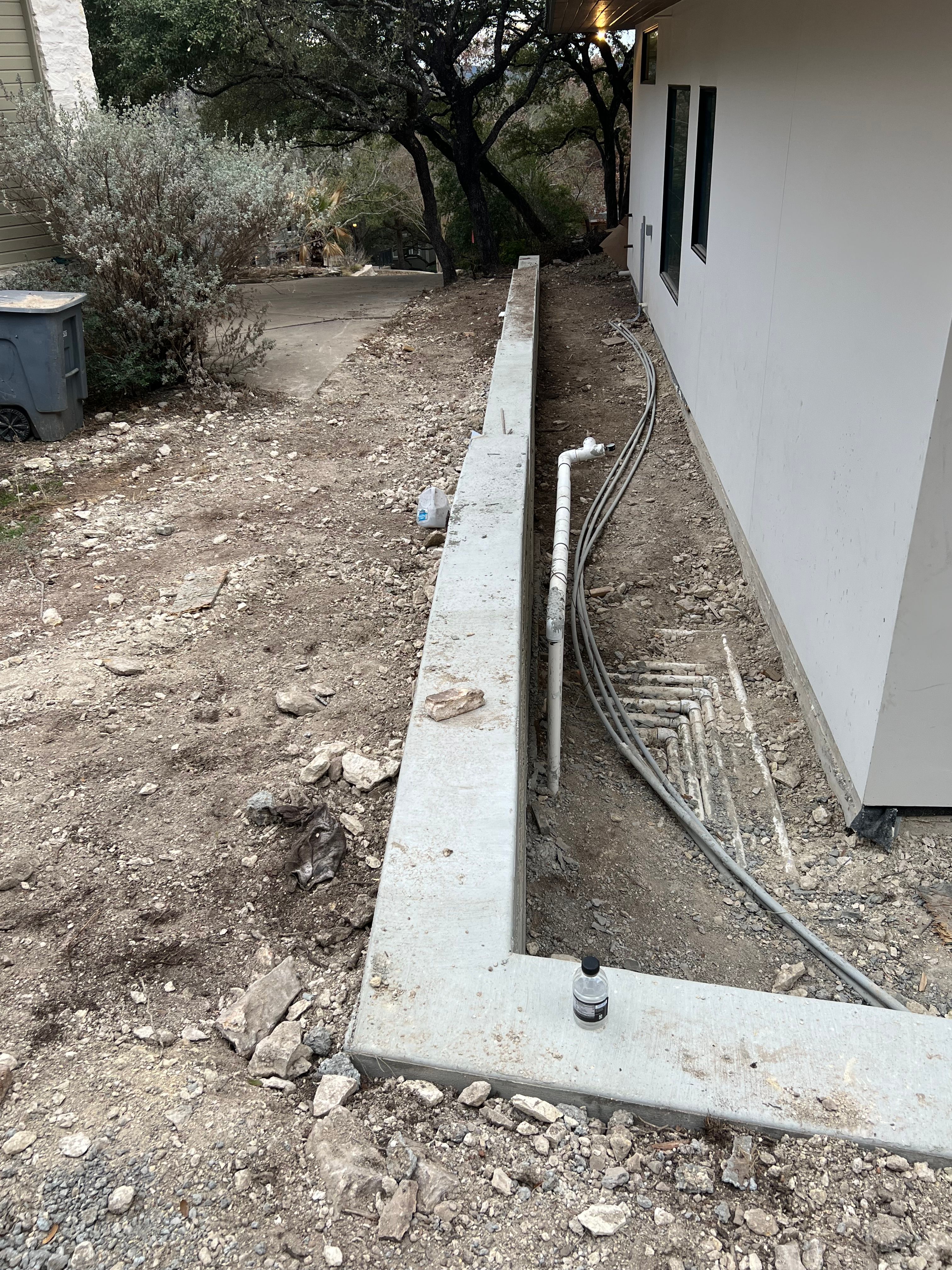  for Leo's Concrete Crew in Elgin, TX