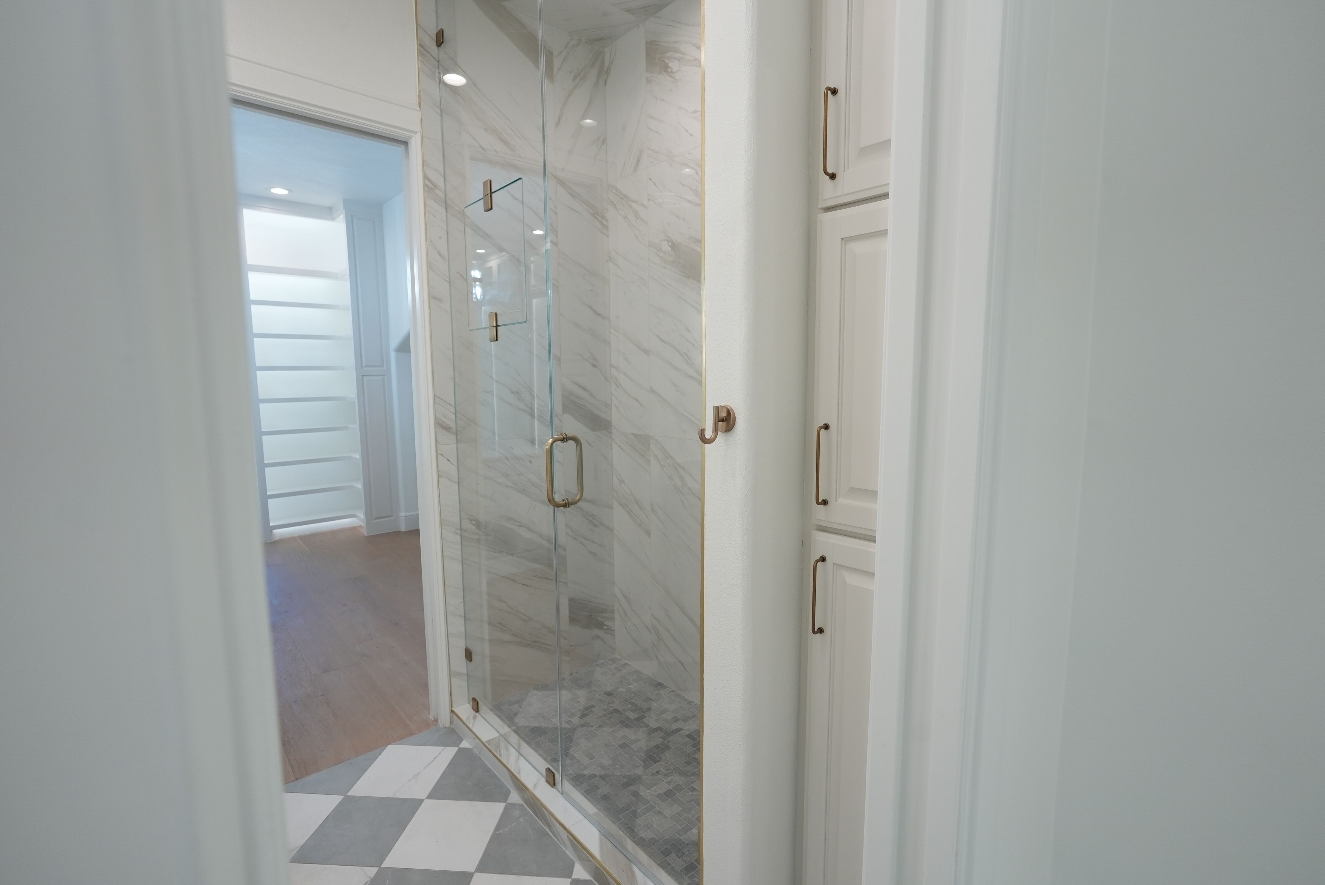 All Photos for Luxurious Construction LLC in Houston, TX