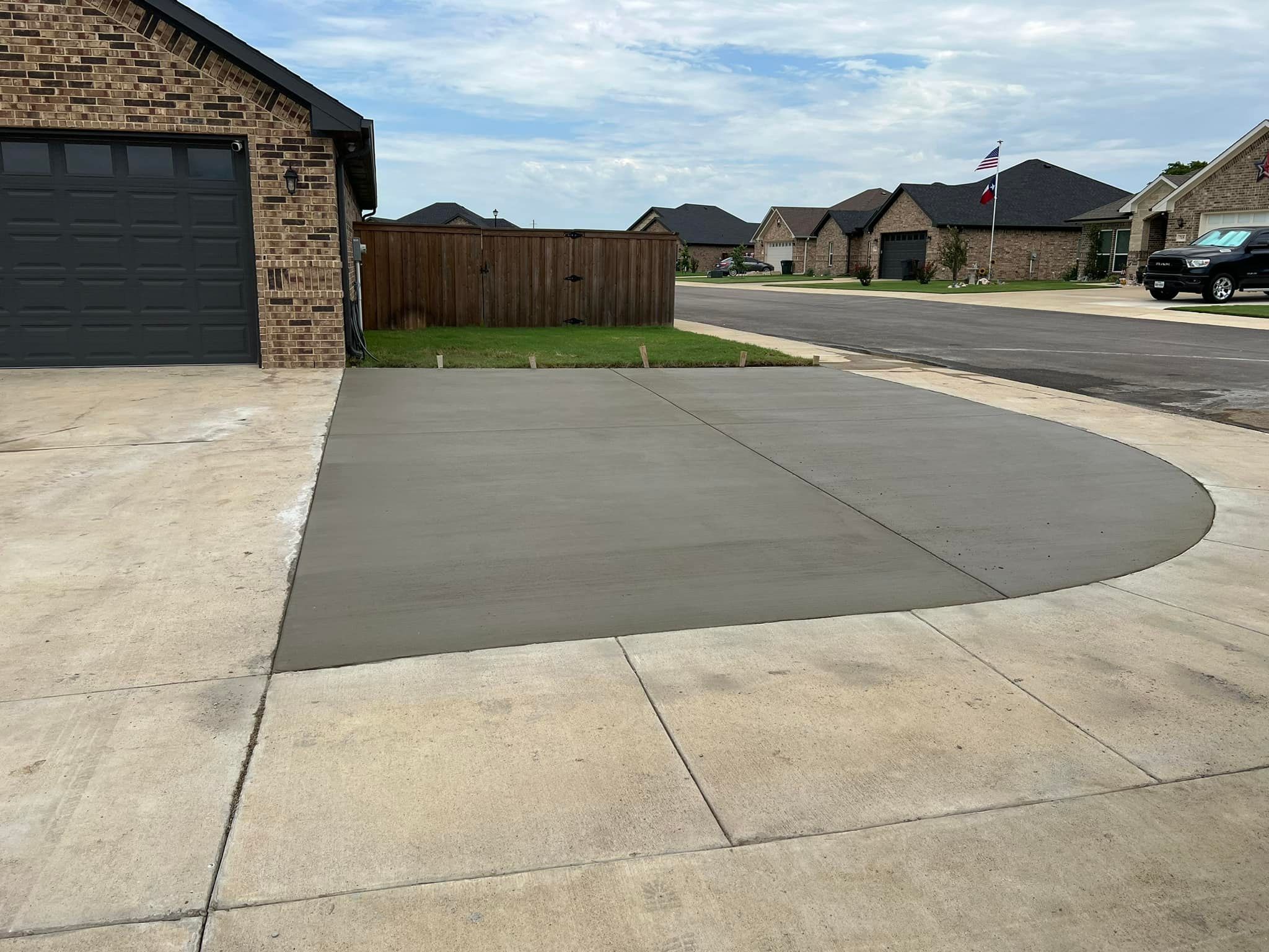  for Javonnies Concrete Services LLC in Gun Barrel City, TX