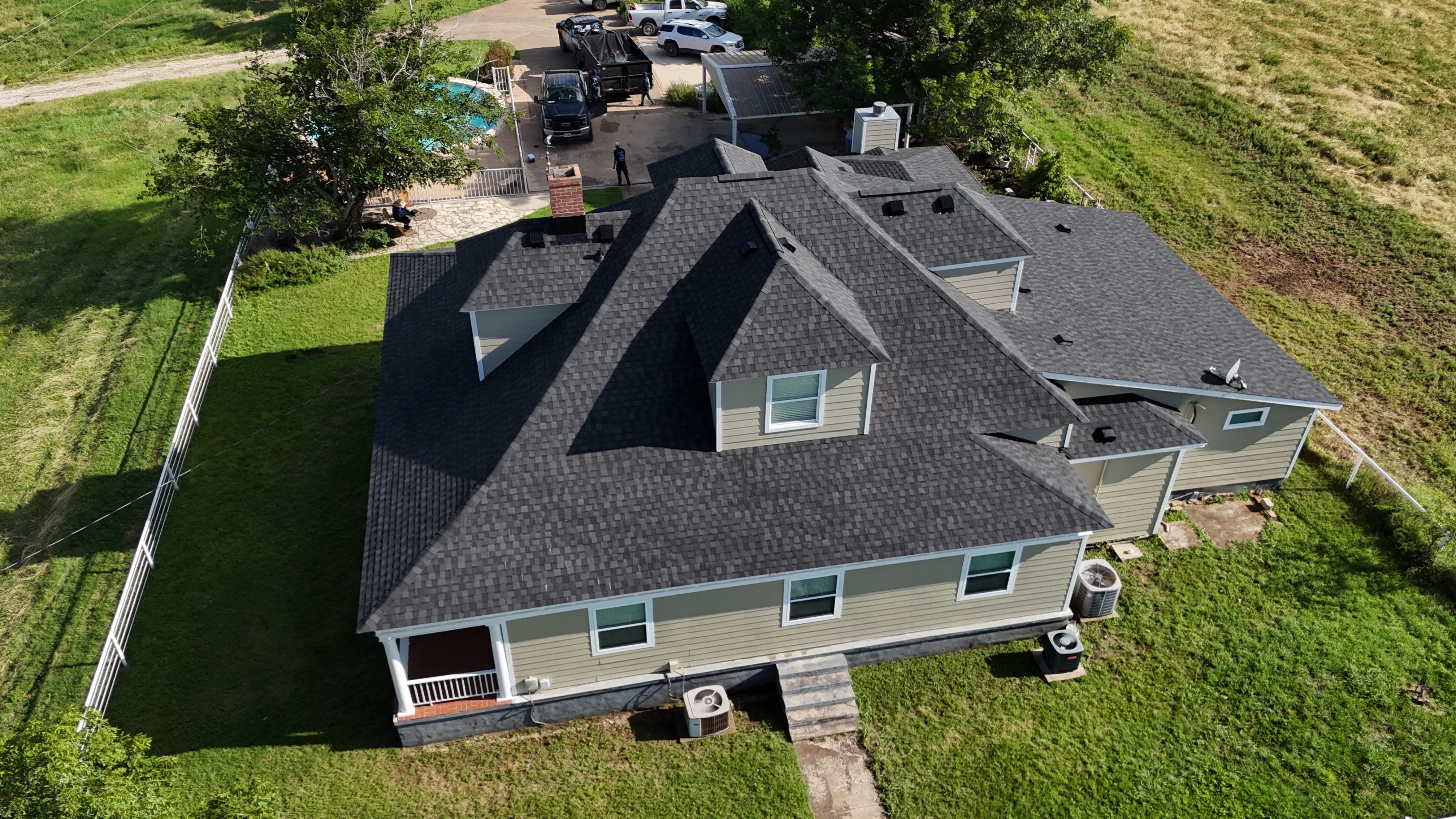 All Photos for Barcenas Roofing & Remodeling in San Saba, TX
