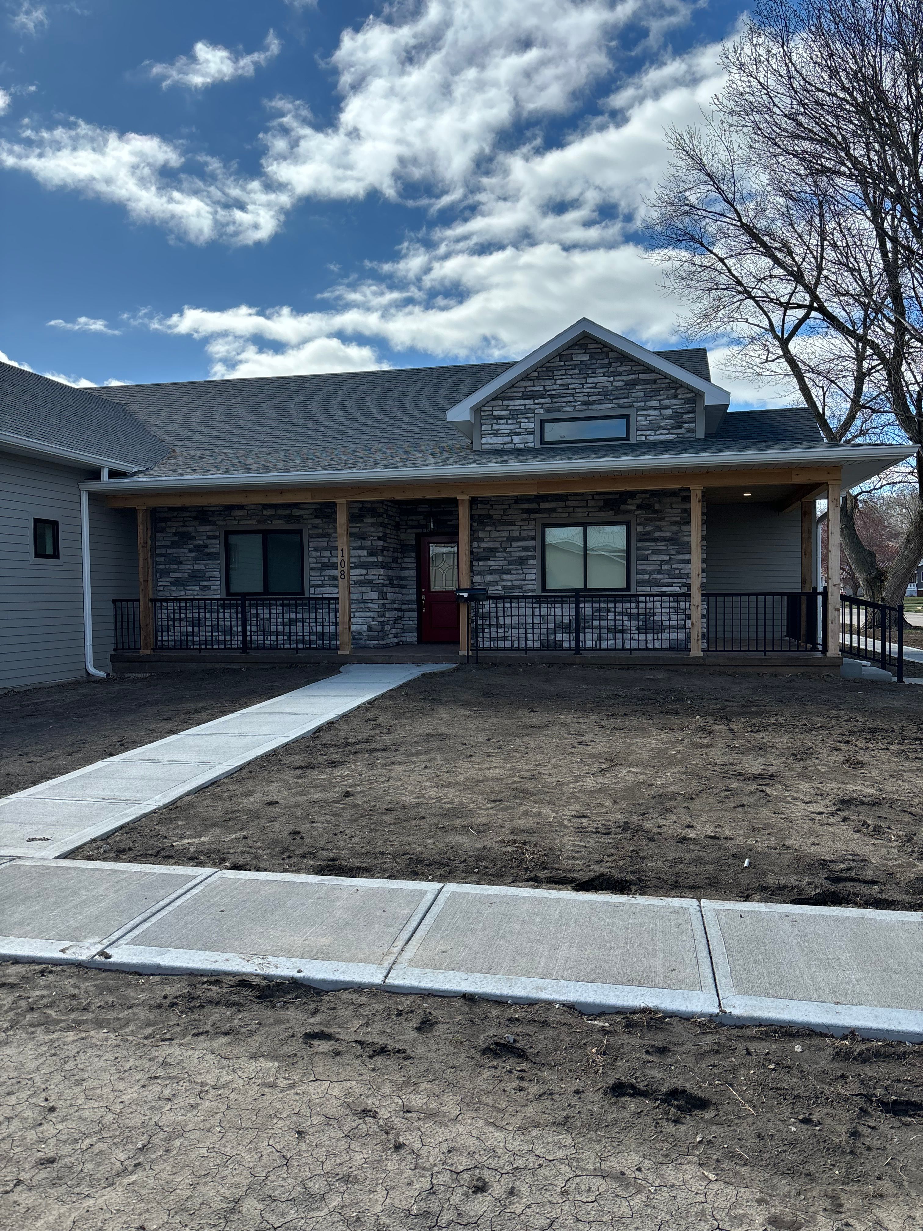  for Thomas' Lawn Care in Maryville, MO