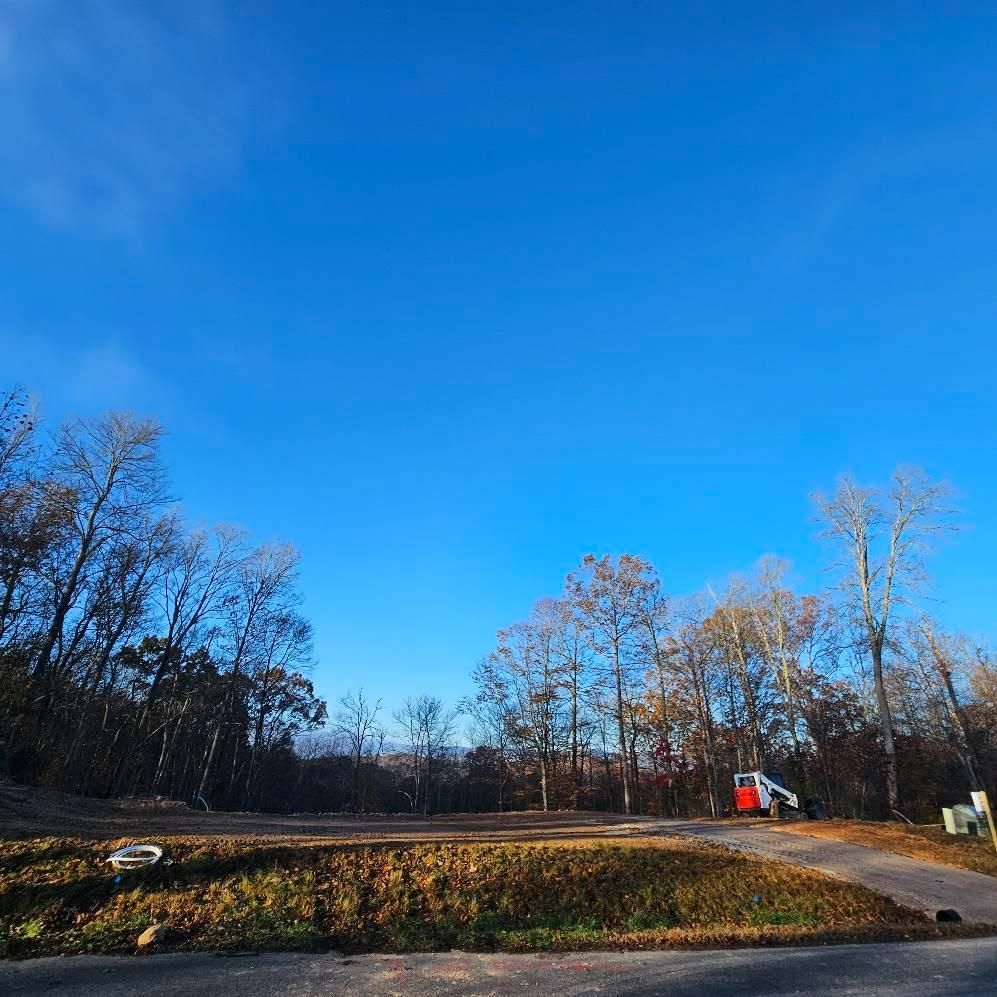  for Bledsoe & Sons Excavating and Developing in Dandridge, TN