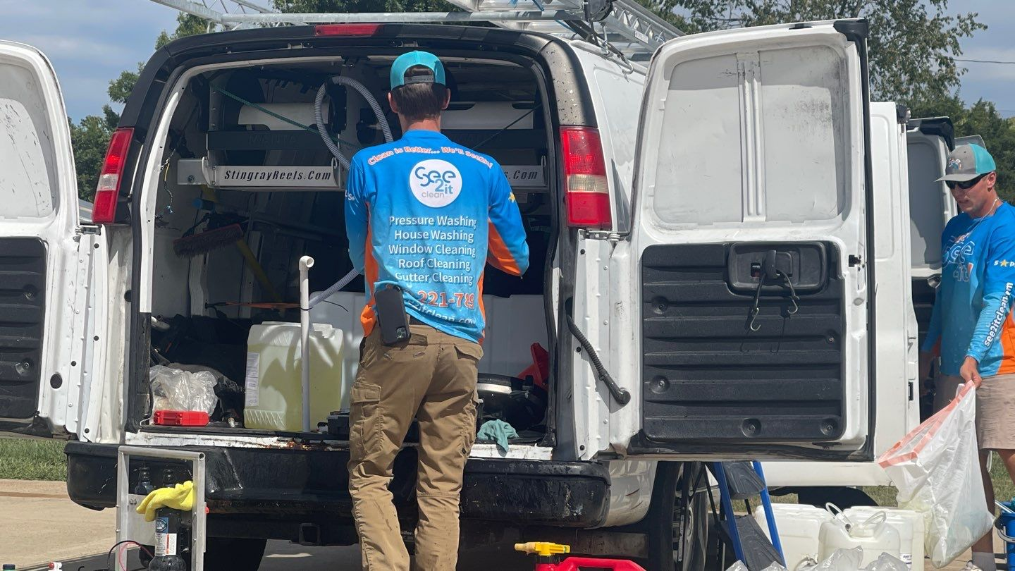  for See2it Clean in St Louis, MO