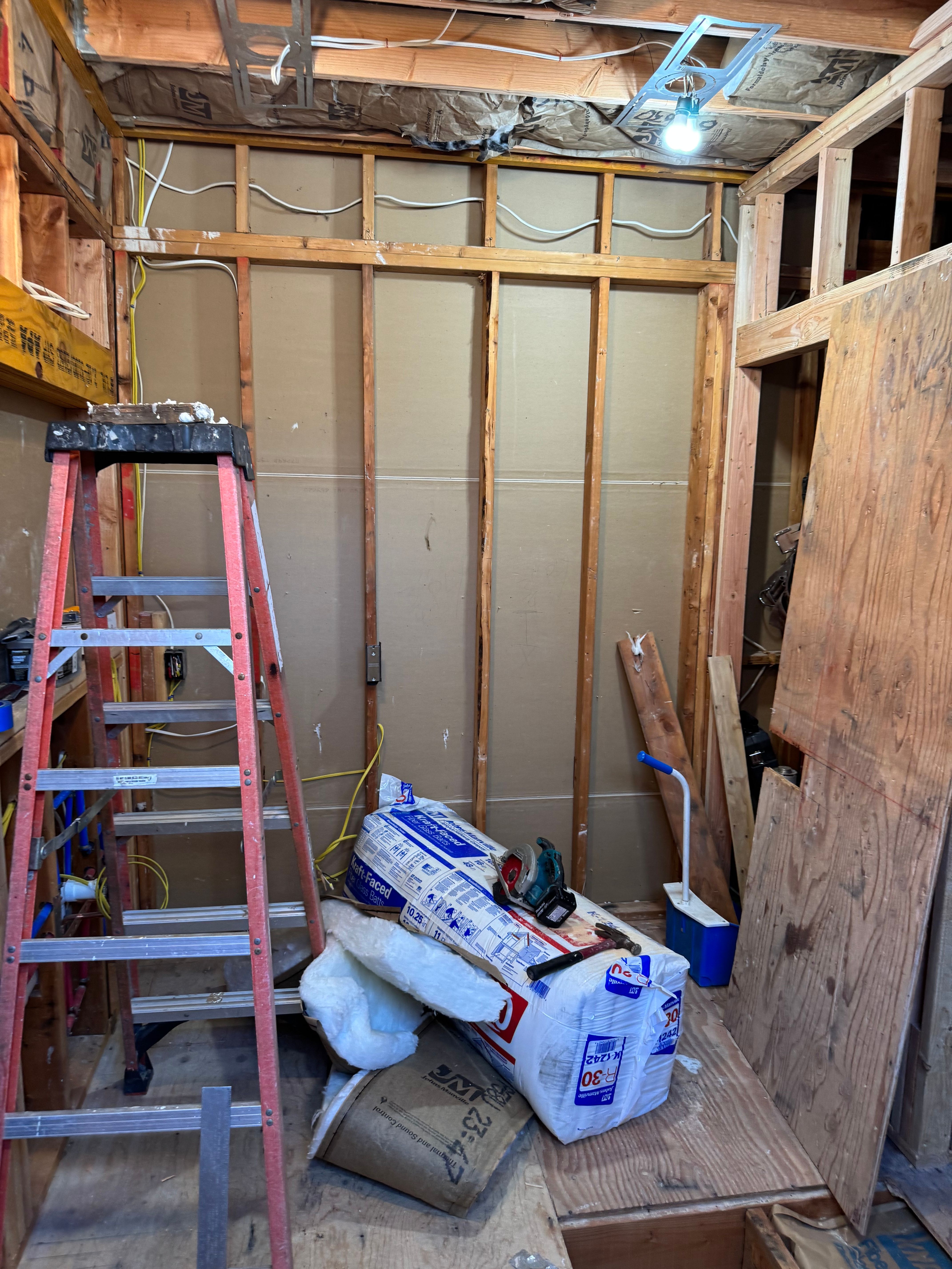  for Make It Right Contracting in East Hampton, NY