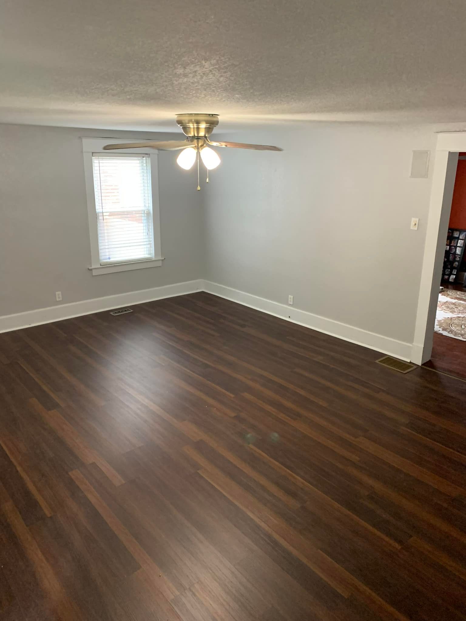  for New Look Flooring in Toledo, OH