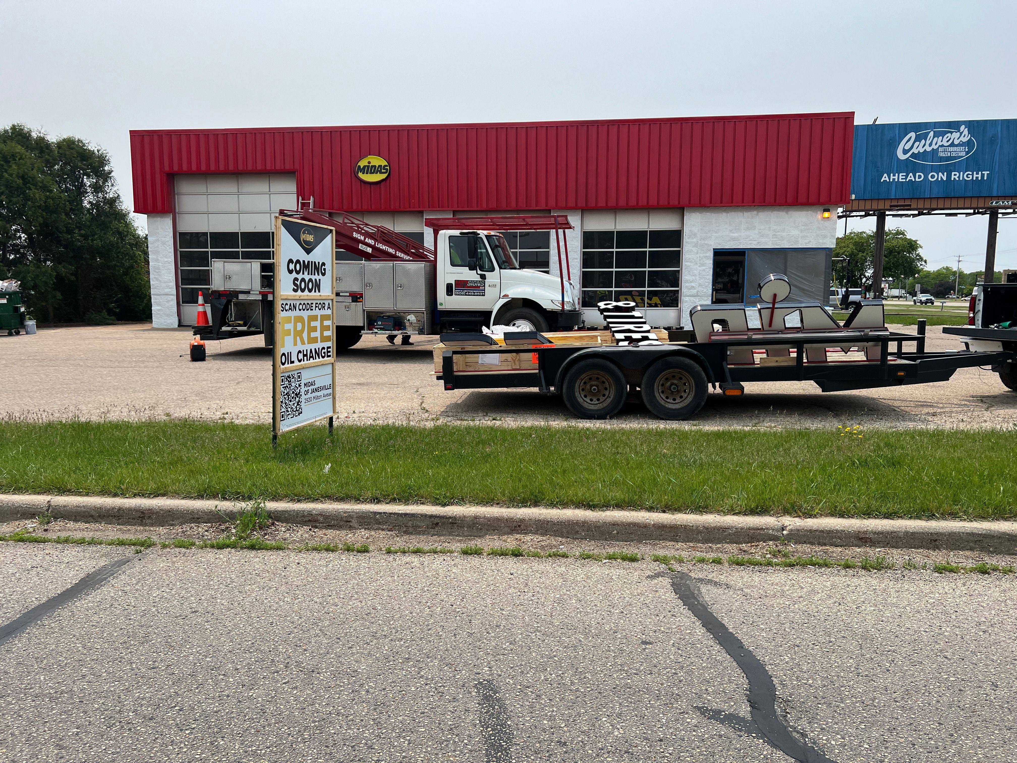  for MTZ Signs in Janseville, WI