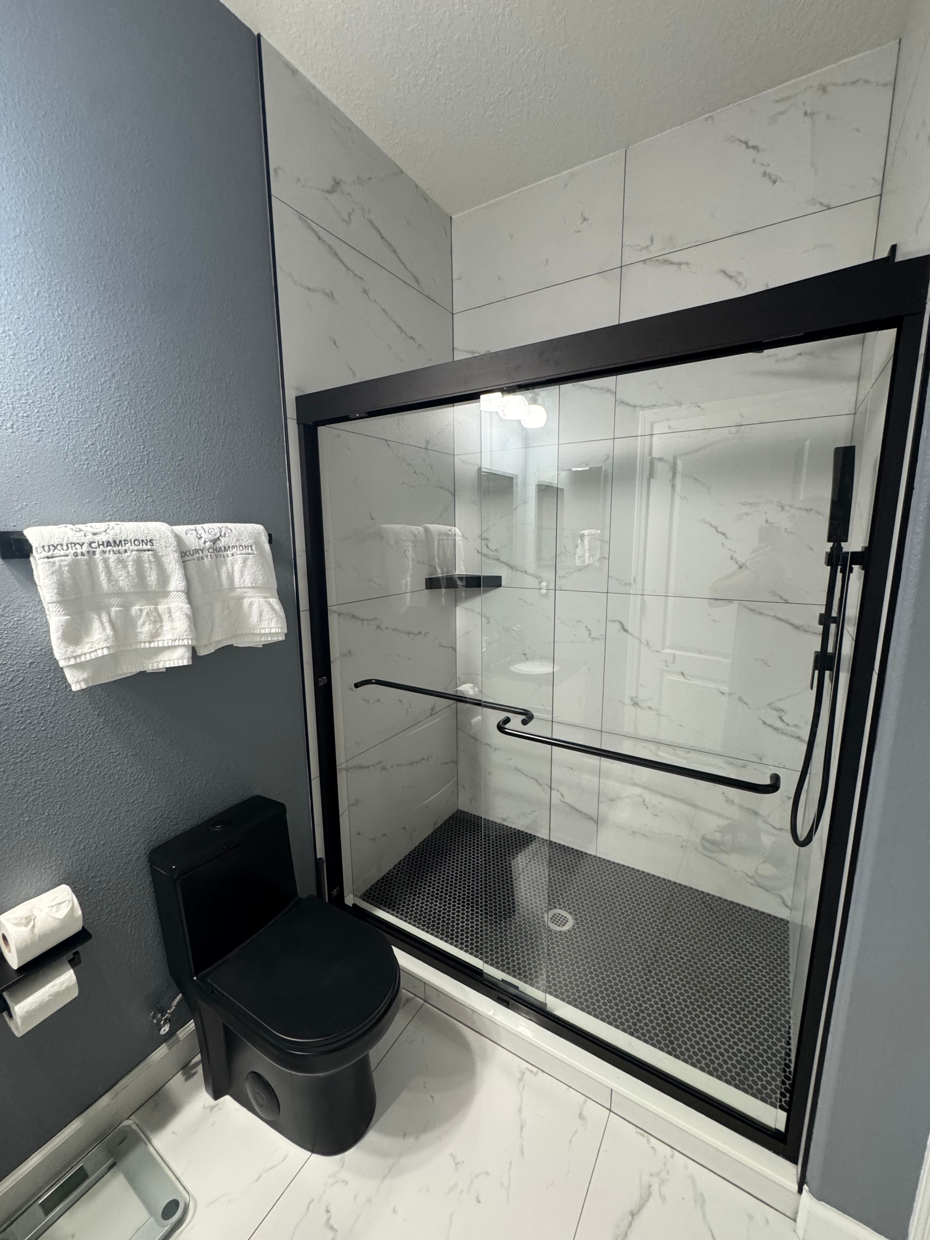 All Photos for Hoerber’s Elite Floors in Davenport, FL