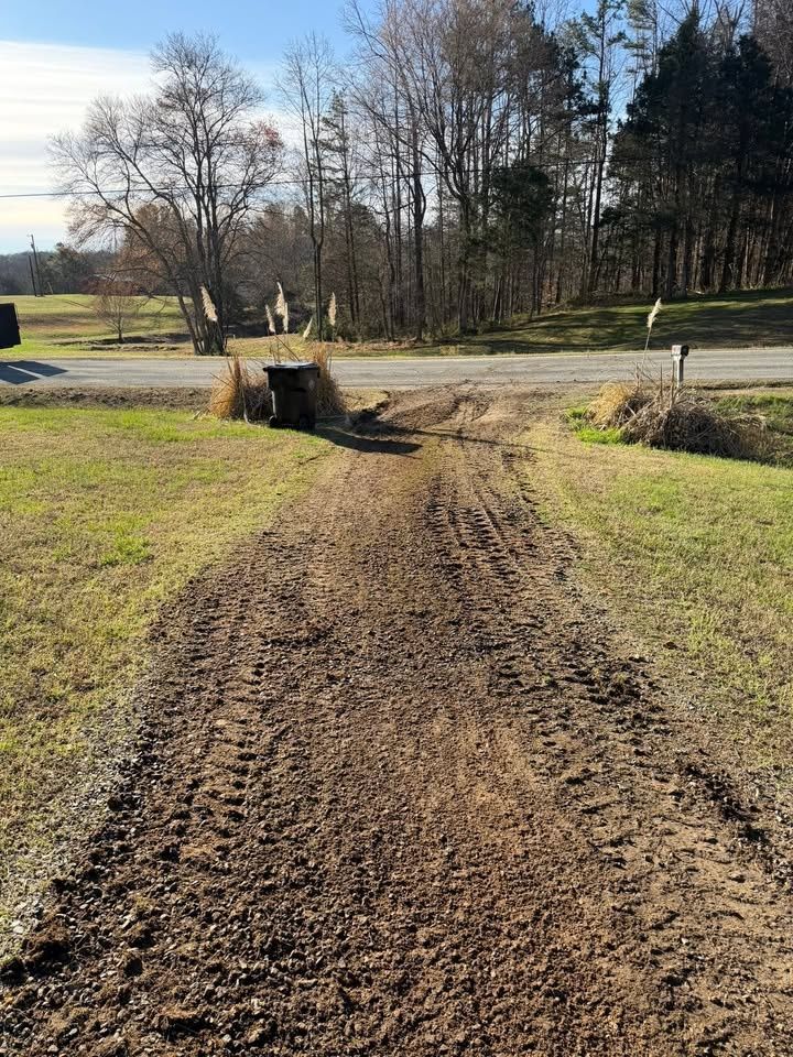 All Photos for Hunt’s Hauling & Landworks LLC in Danville, VA