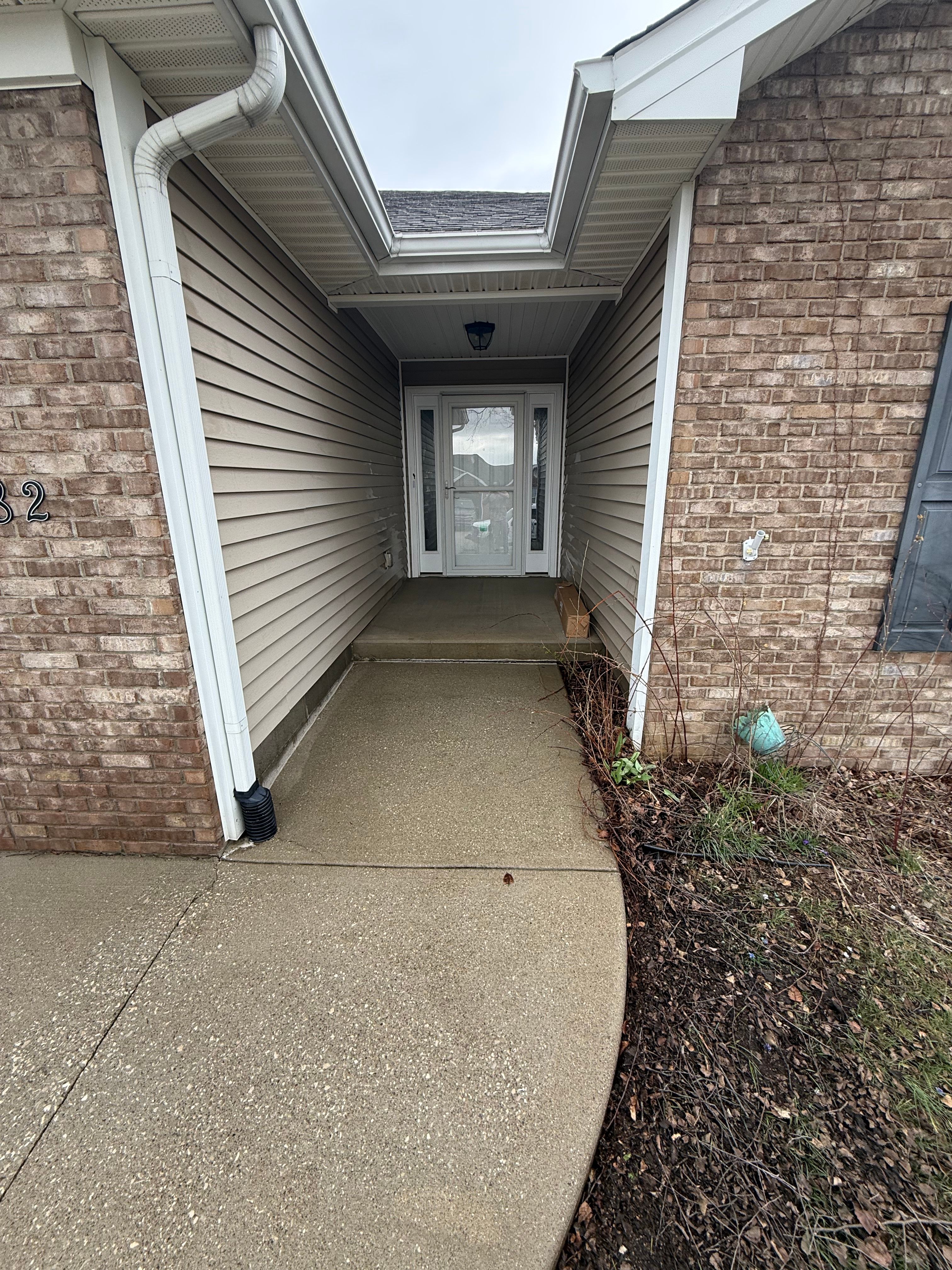  for Bluegrass Brothers Exterior Services LLC in Elizabethtown, KY