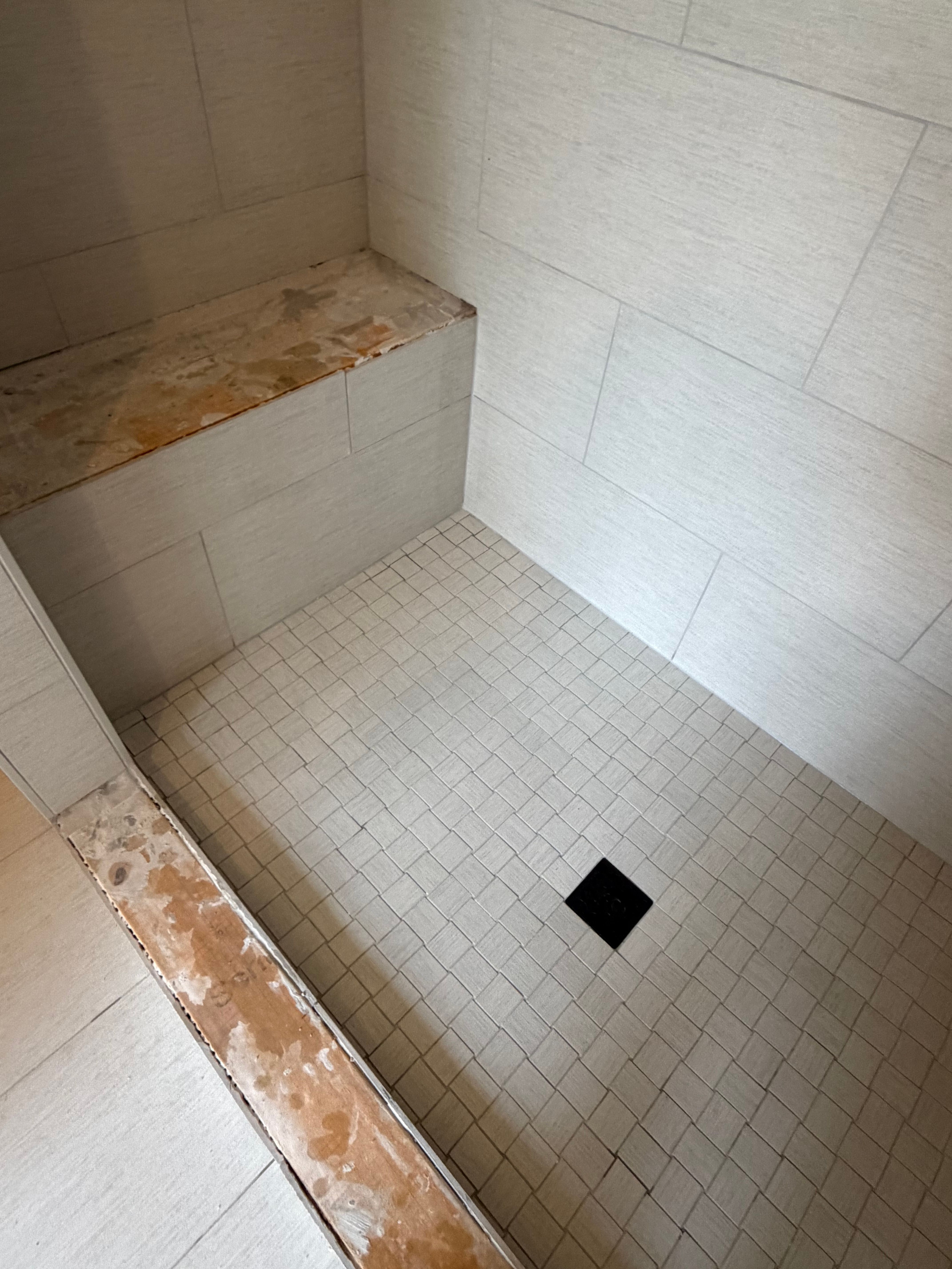  for R. Royal Floors in Royalton, MN