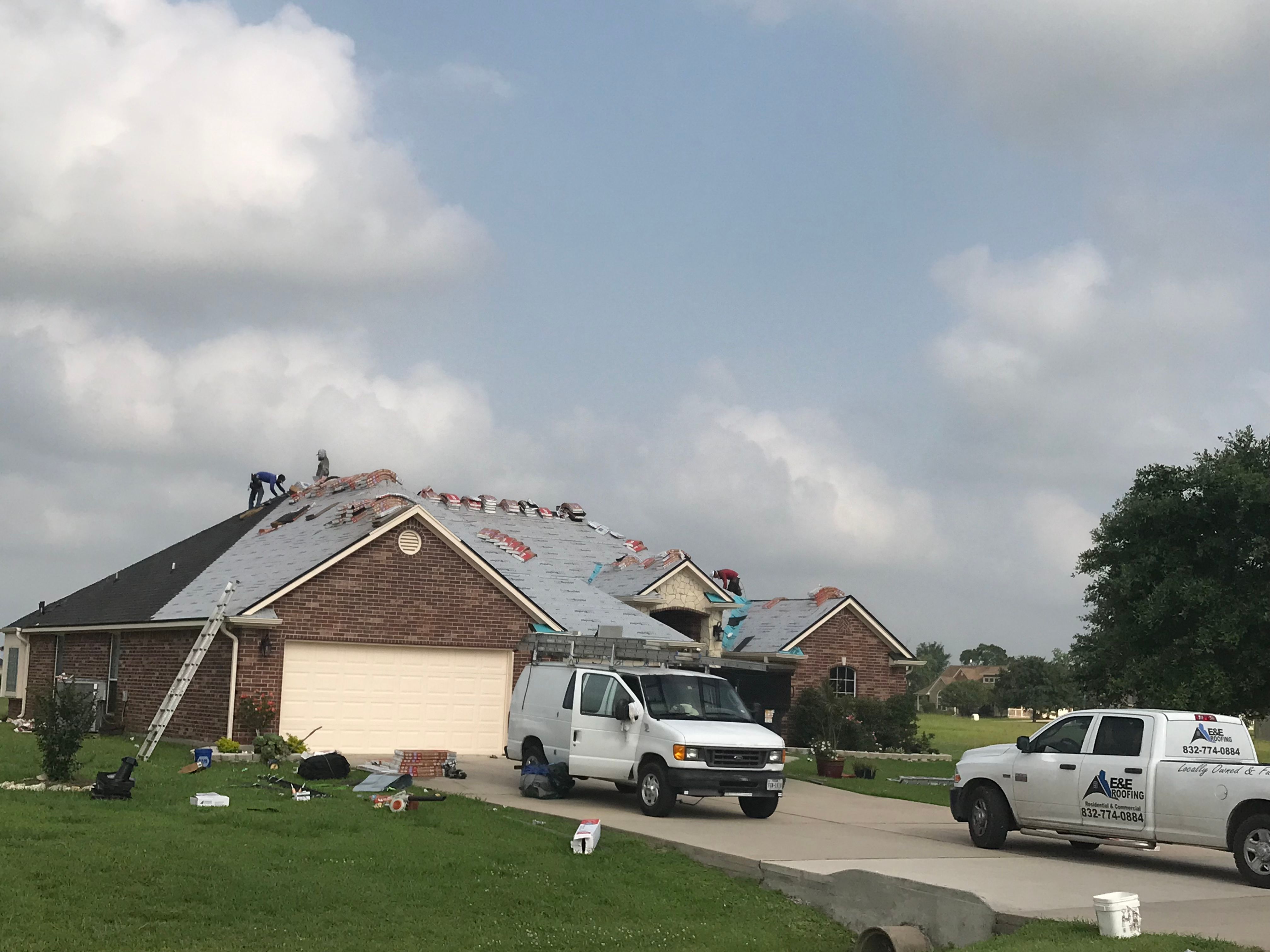  for E & E Roofing & Exteriors LLC in Baytown, TX