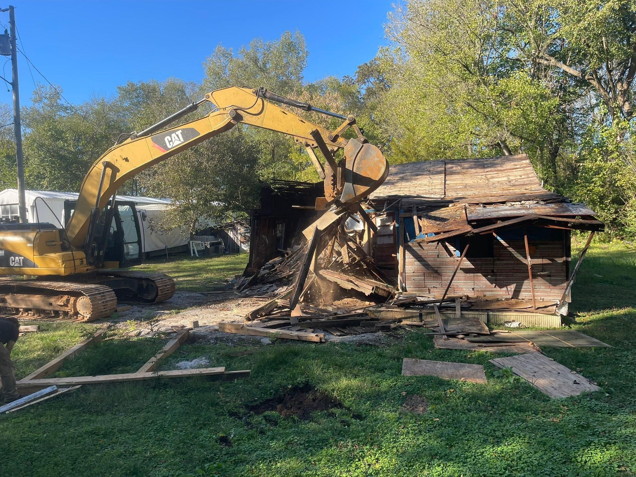  for Maness Trucking & Excavation in Lexington, TN