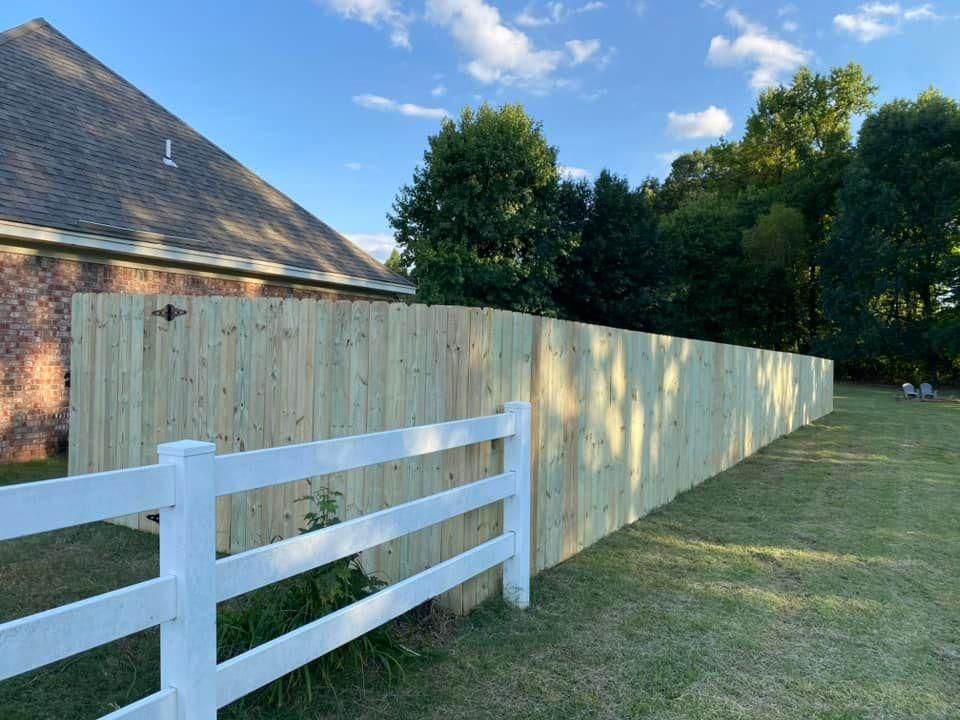  for Manning Fence, LLC in Hernando, MS