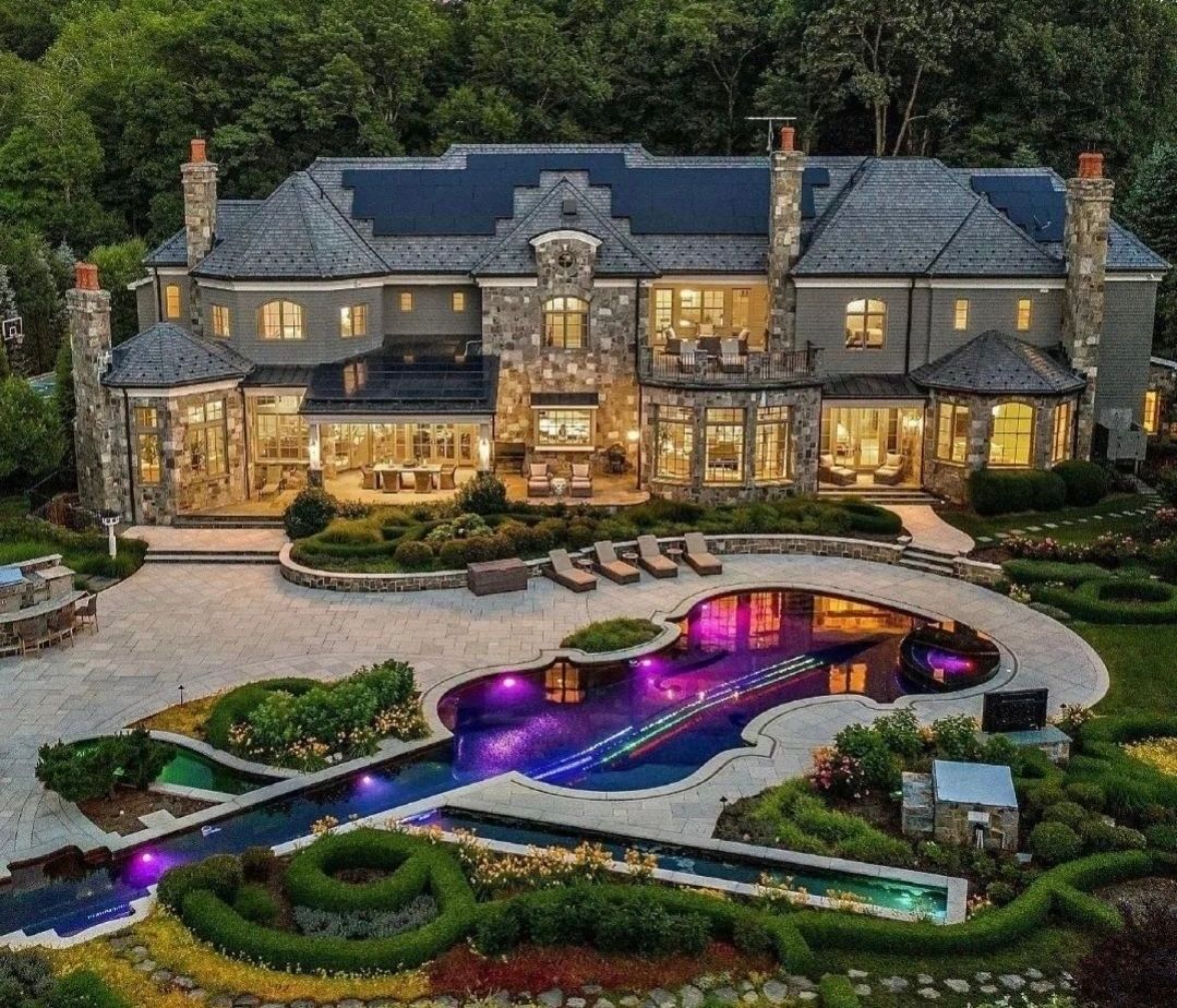  for S&G Hardscaping and Plowing in Boston, MA