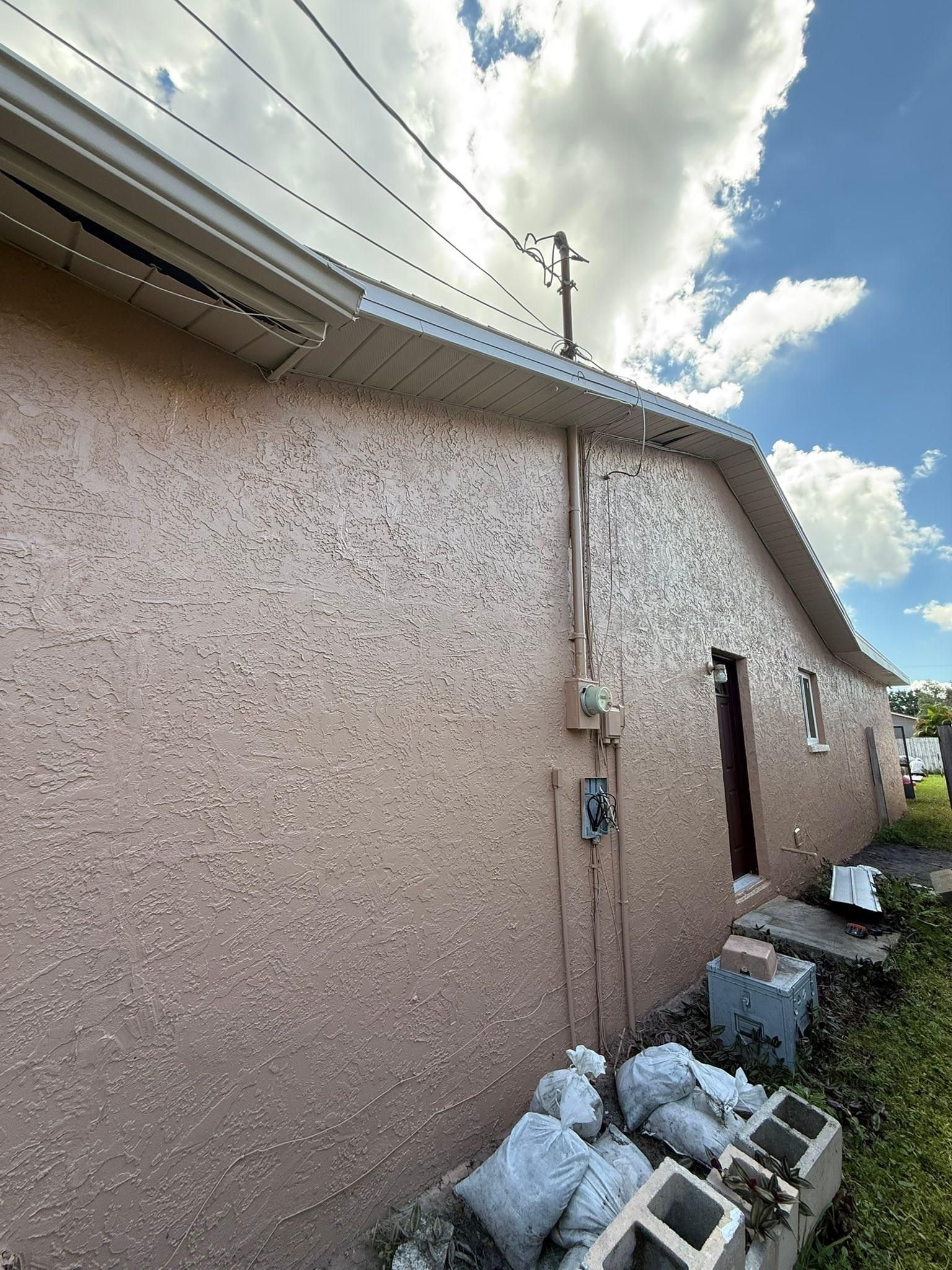  for Escorpio Painting in Tampa, FL