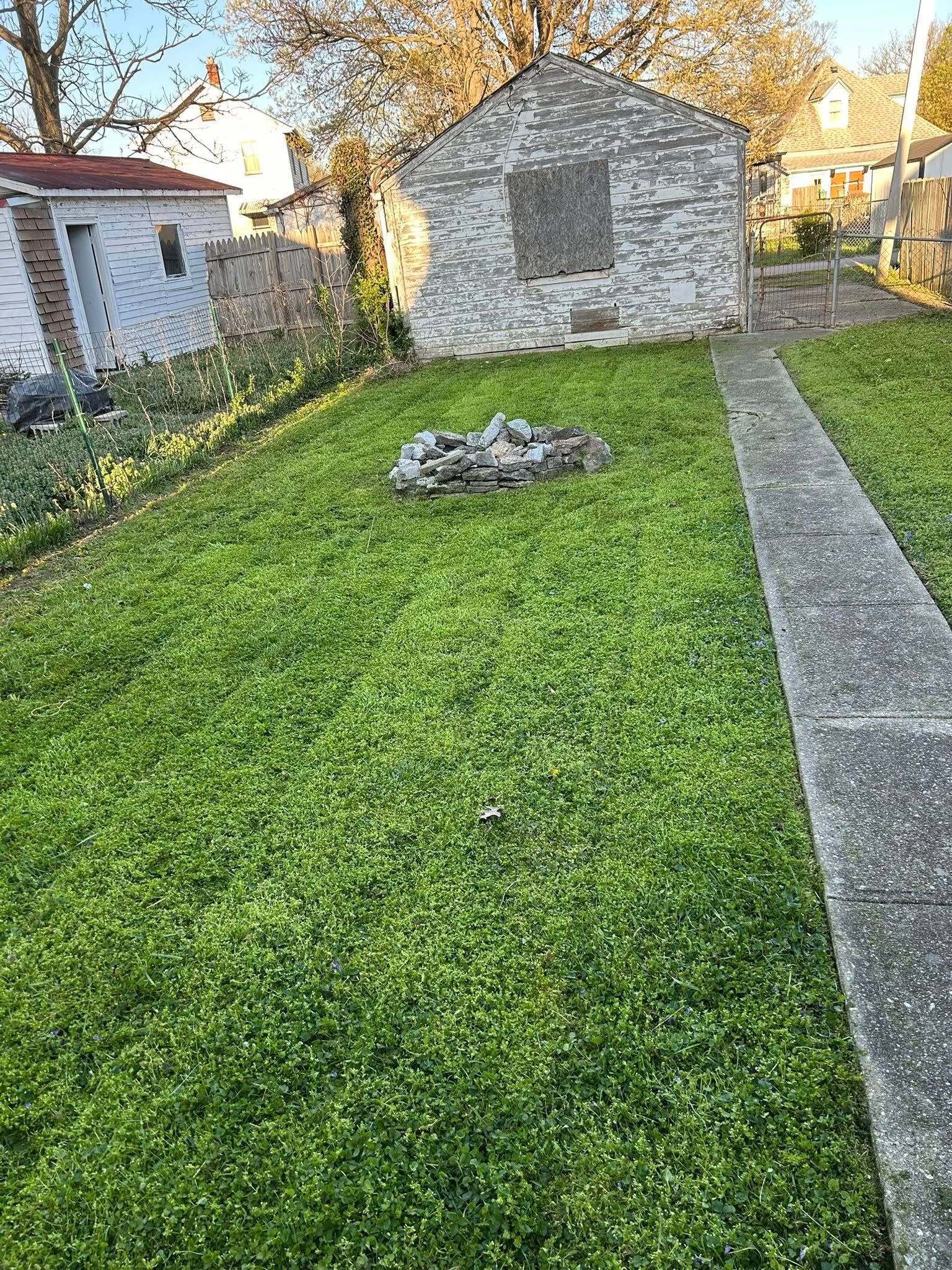 Landscaping for Gullion’s Lawn and Landscaping in DeMossville, KY