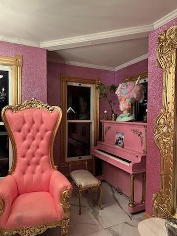  for Distinctive wallcovering & painting  in Minneapolis, MN