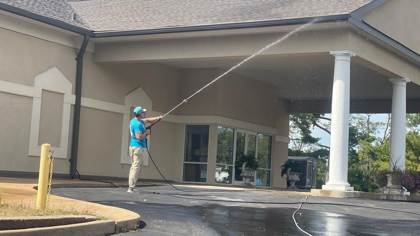  for See2it Clean in St Louis, MO