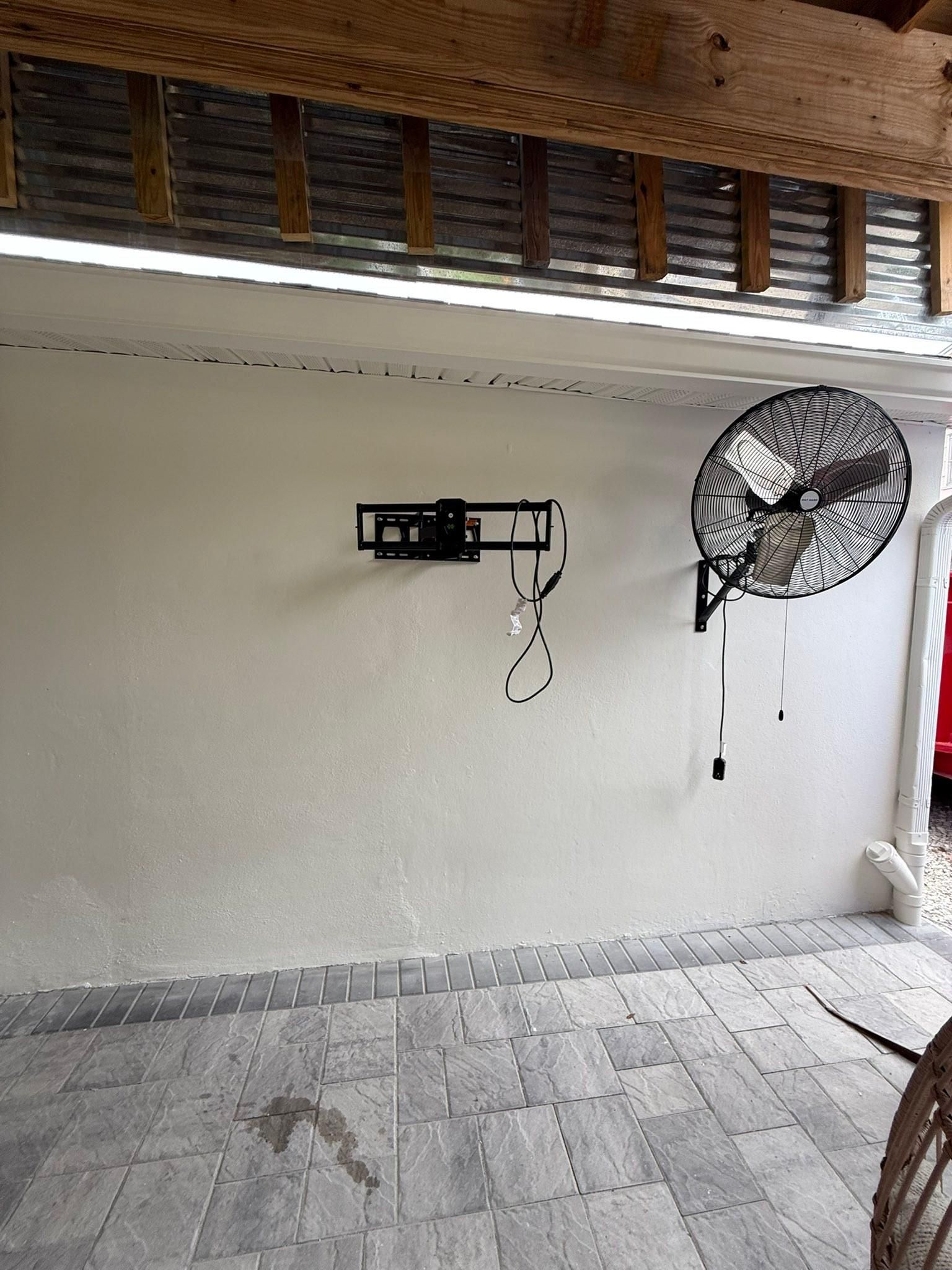  for Escorpio Painting in Tampa, FL