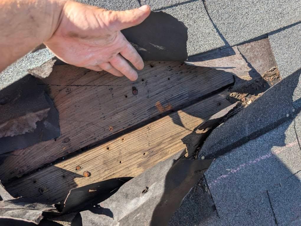 All Photos for Super Roofers in Dyersburg, TN