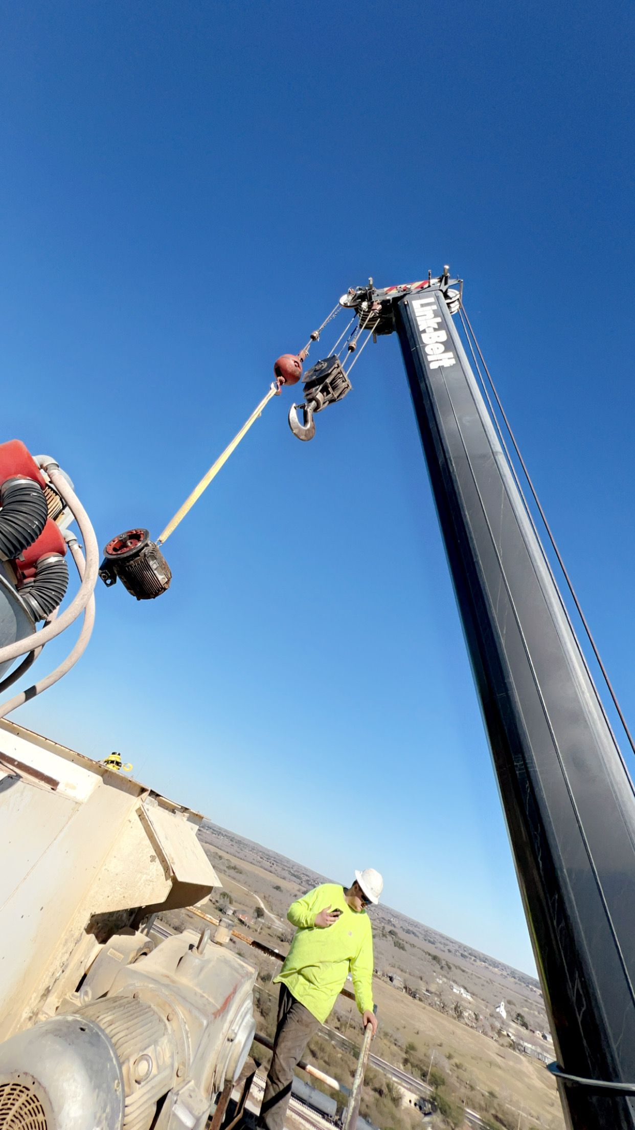  for LUX Electric in Floresville, TX