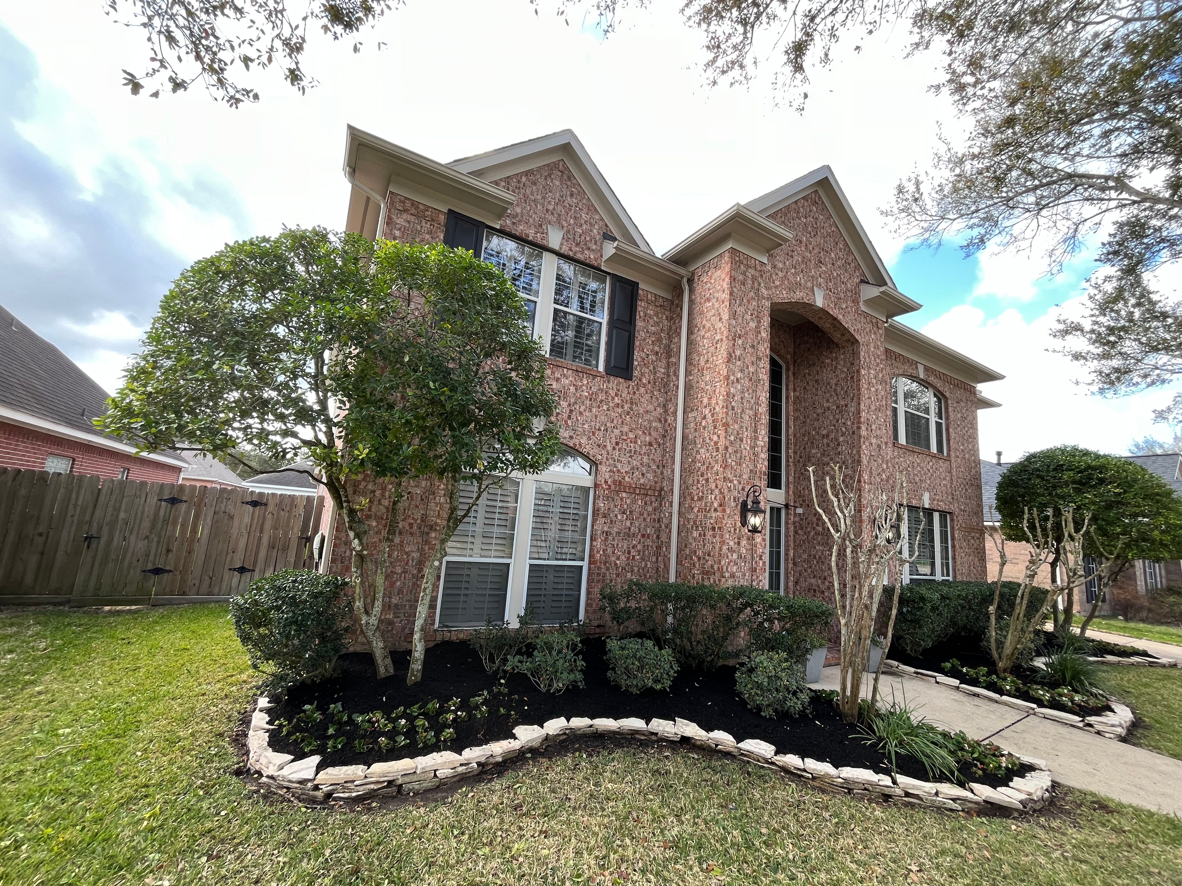  for Garza Lawncare & Tree Service in Pearland, TX