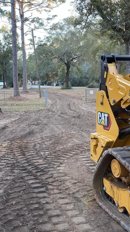  for White’s Land Maintenance in Milton,, FL