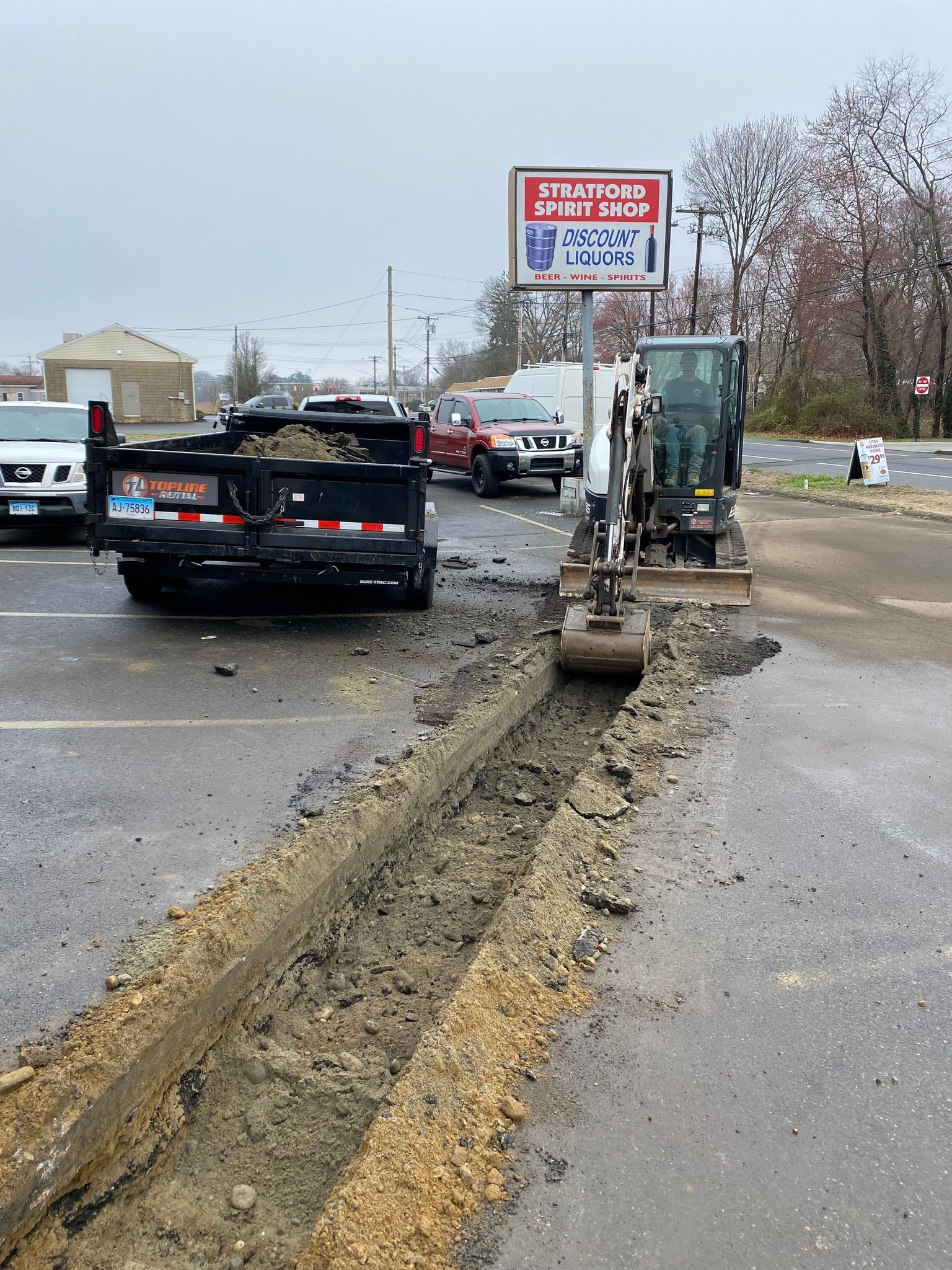  for Davis Services LLC in Bethany, CT