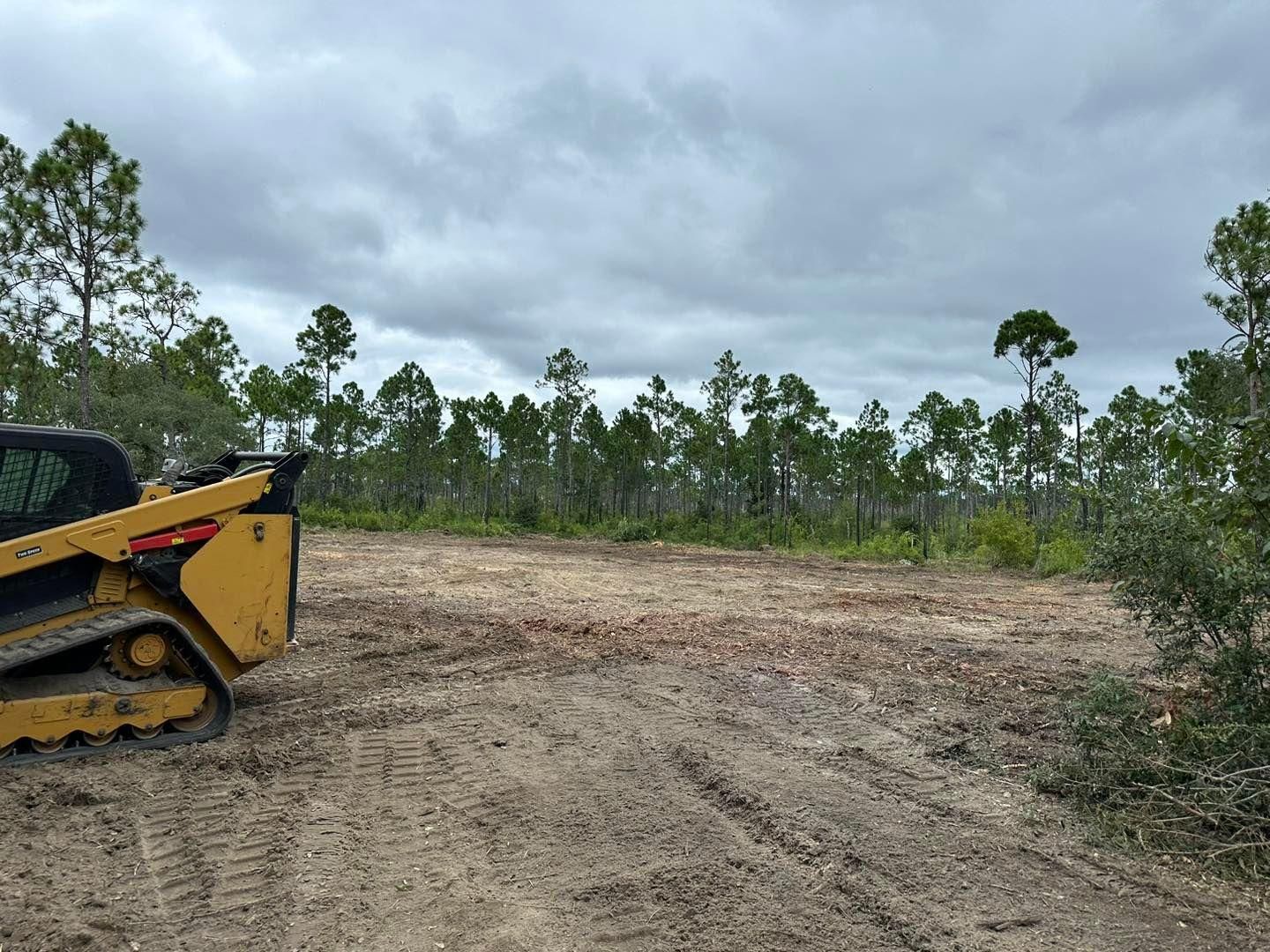  for White’s Land Maintenance in Milton,, FL