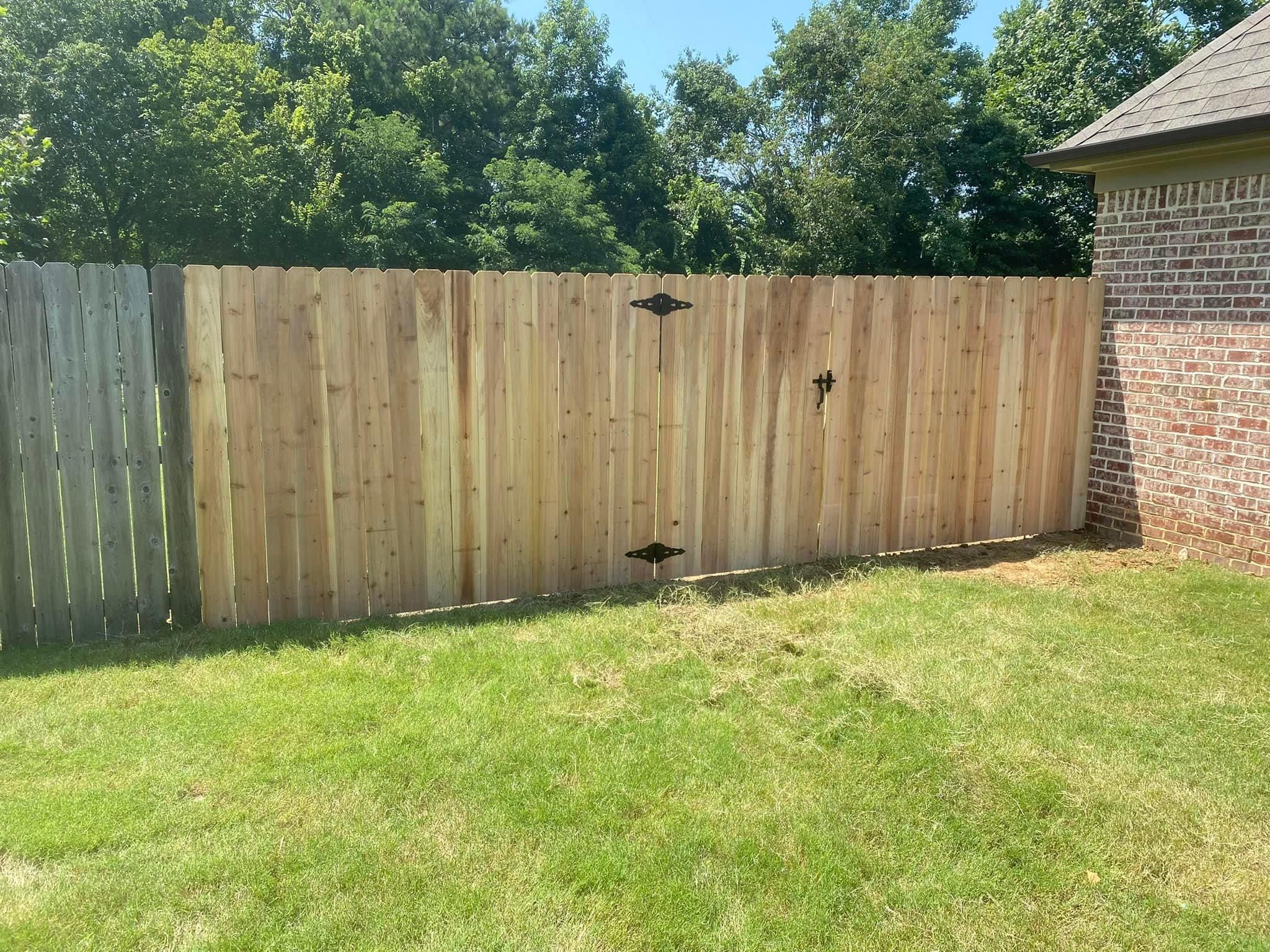  for Manning Fence, LLC in Hernando, MS