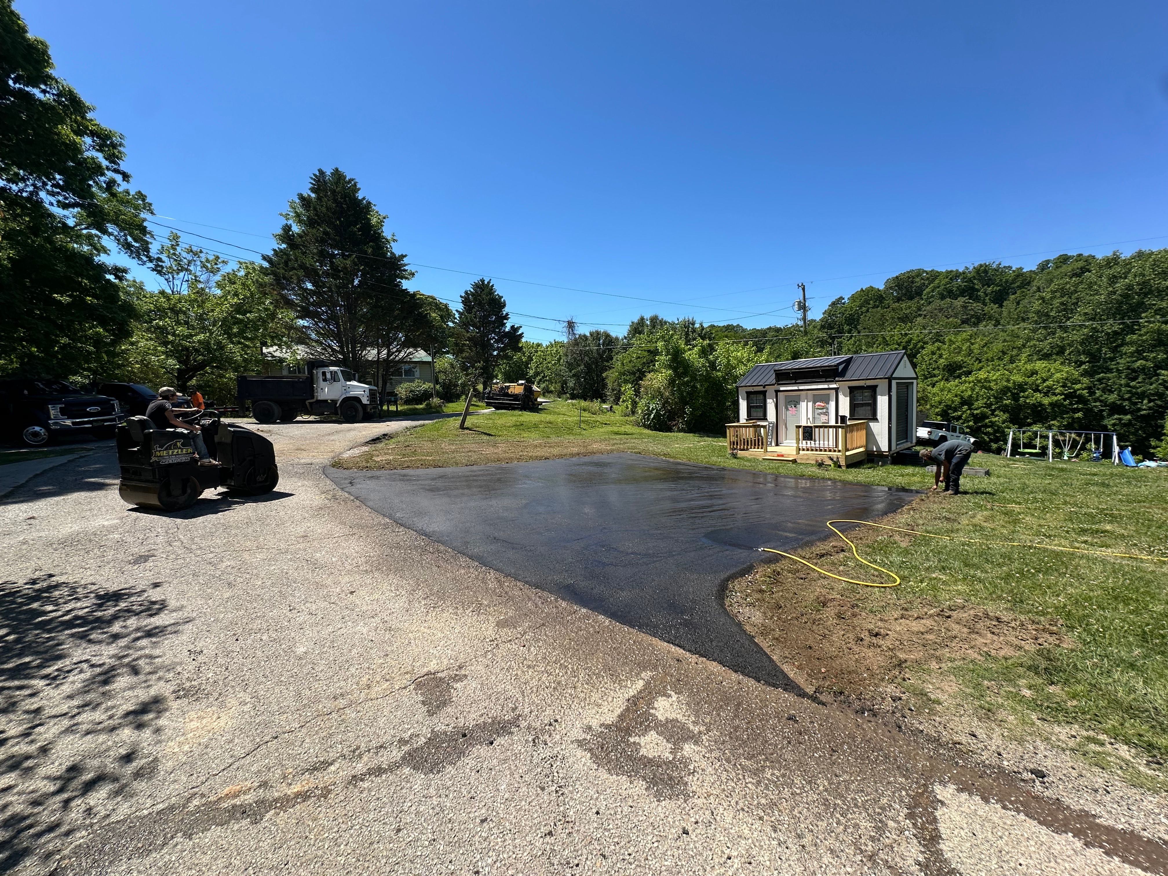  for Metzler Paving and Sealcoating LLC in Jacksboro, TN