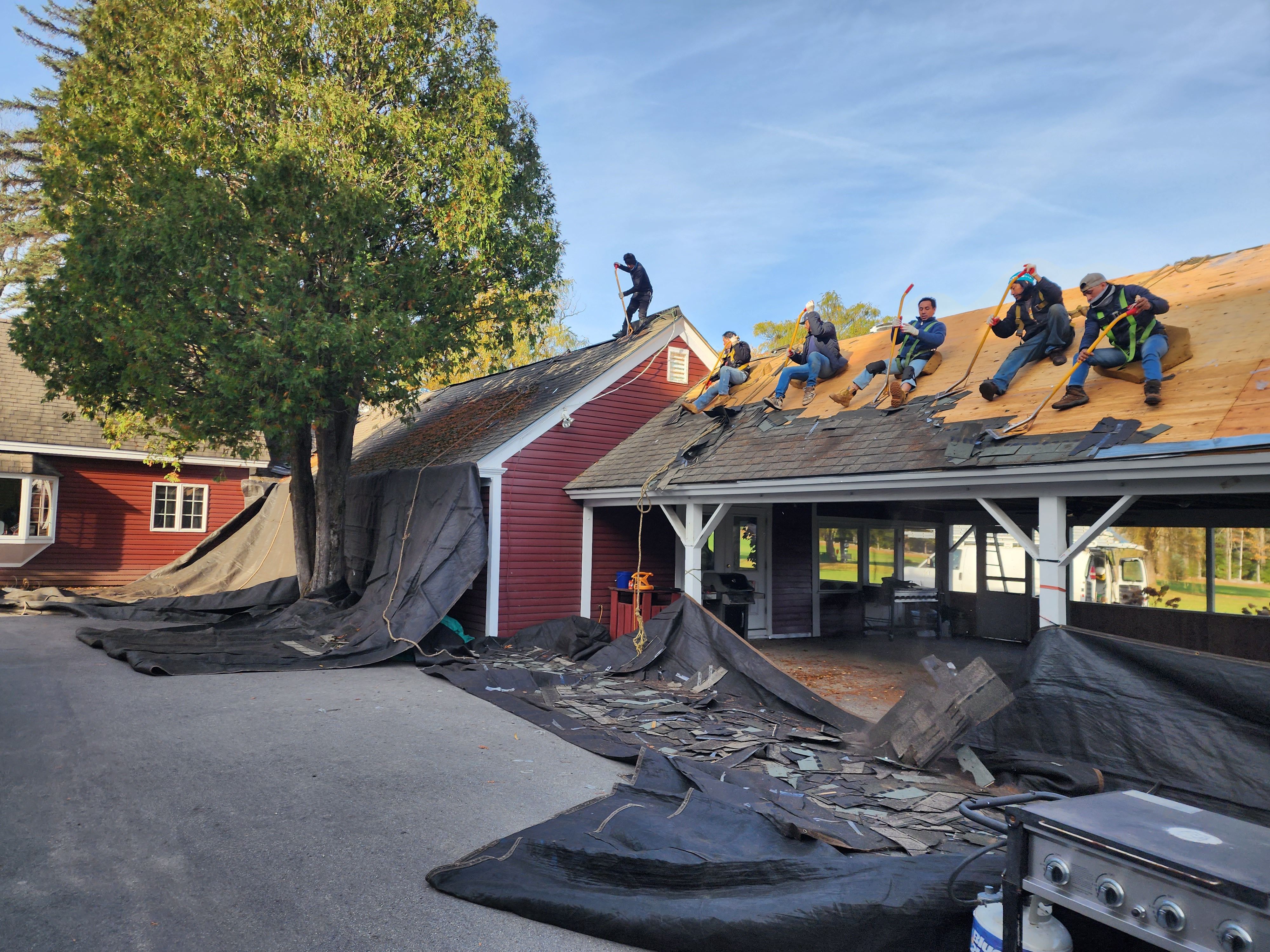 Roofing for Jalbert Contracting LLC in Alton, NH