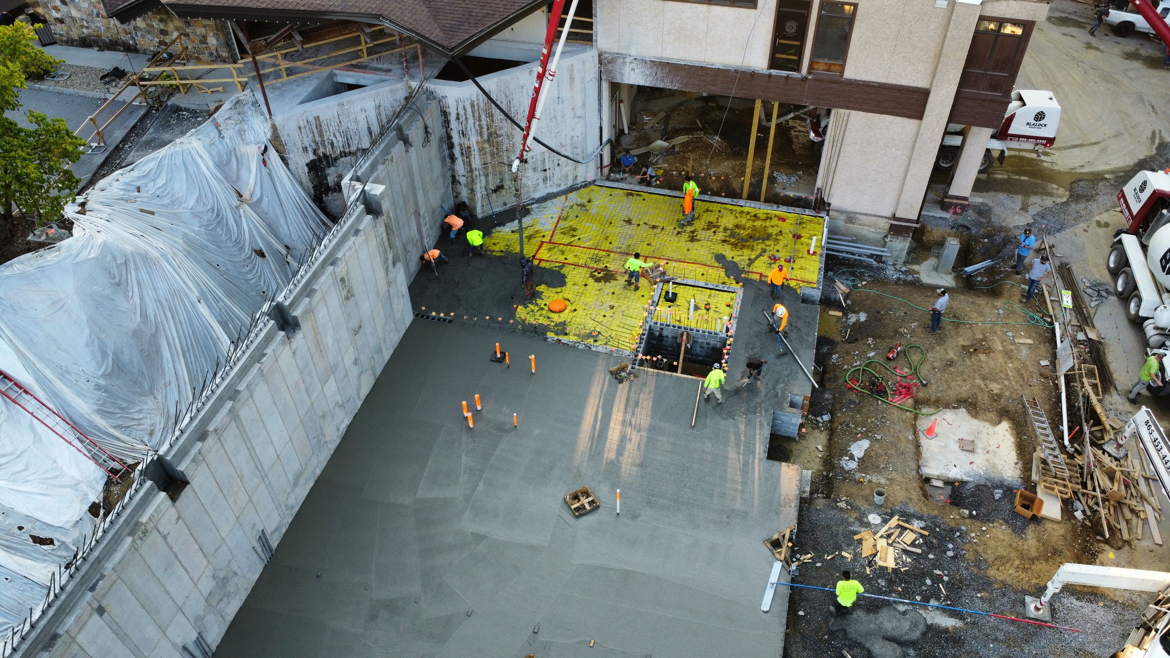  for HR Concrete Solutions LLC in Gatlinburg, TN