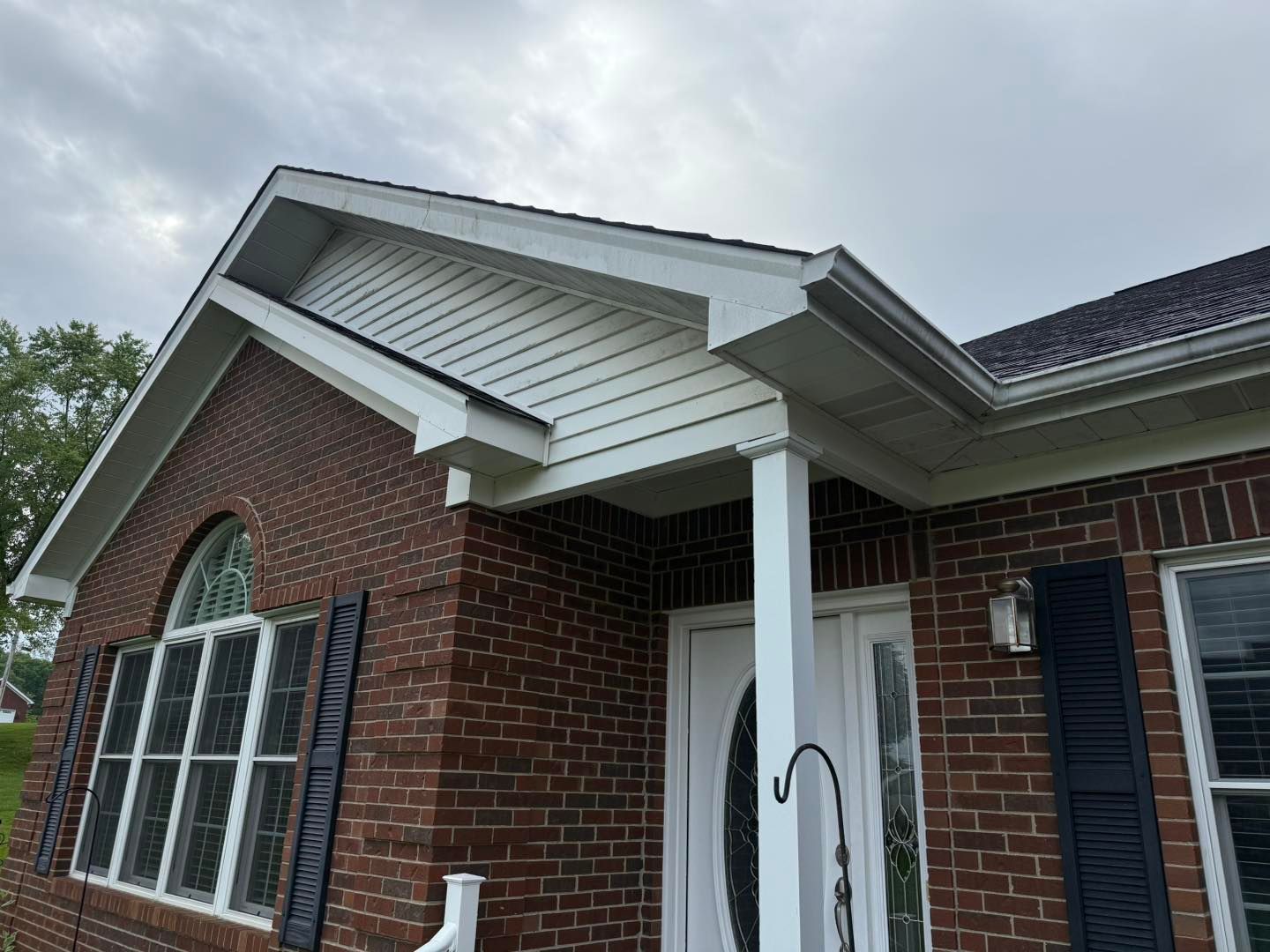  for Bluegrass Brothers Exterior Services LLC in Elizabethtown, KY