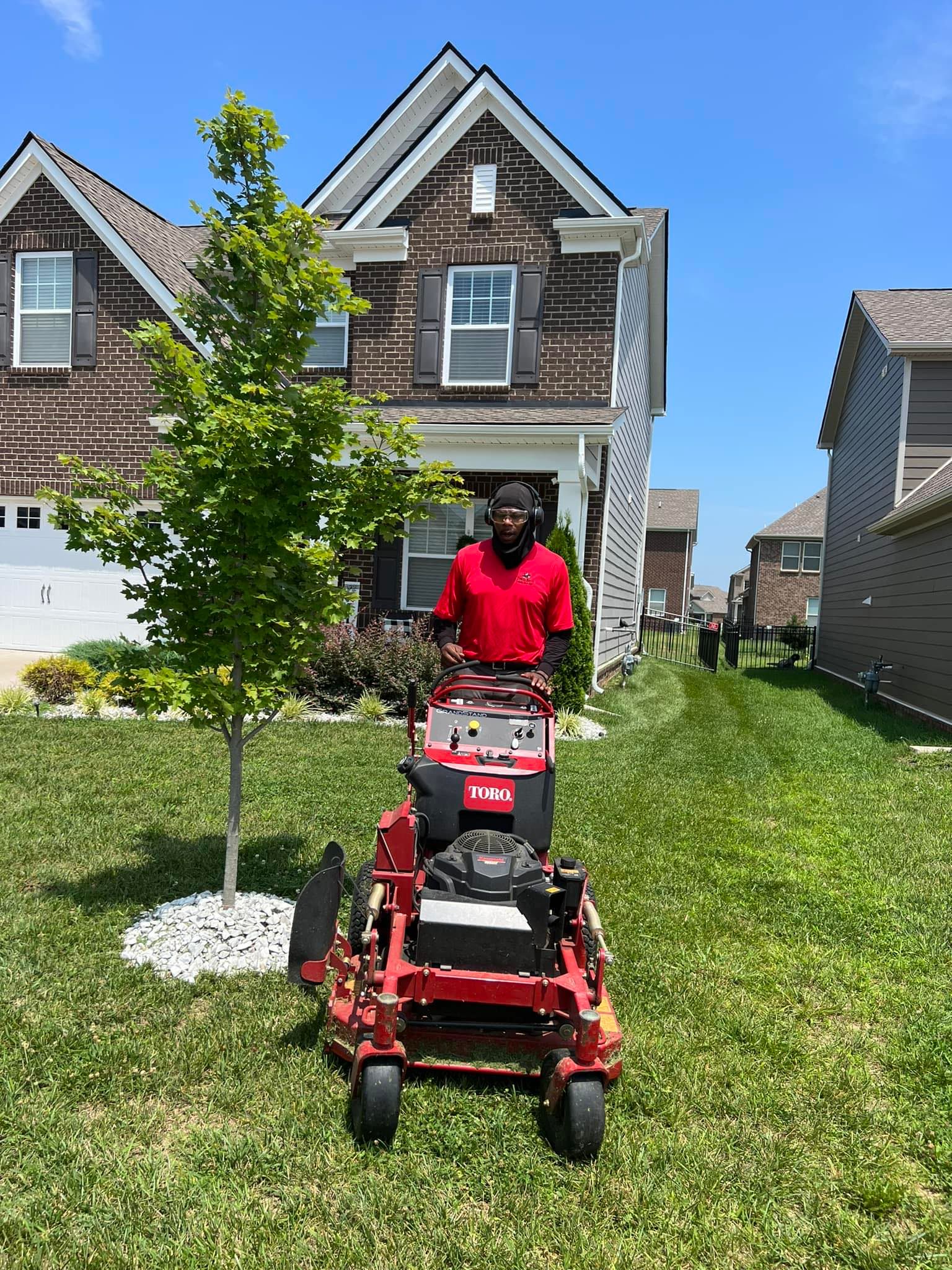 Landscaping for Team Bard Lawn Care SVC in Woodbury, TN