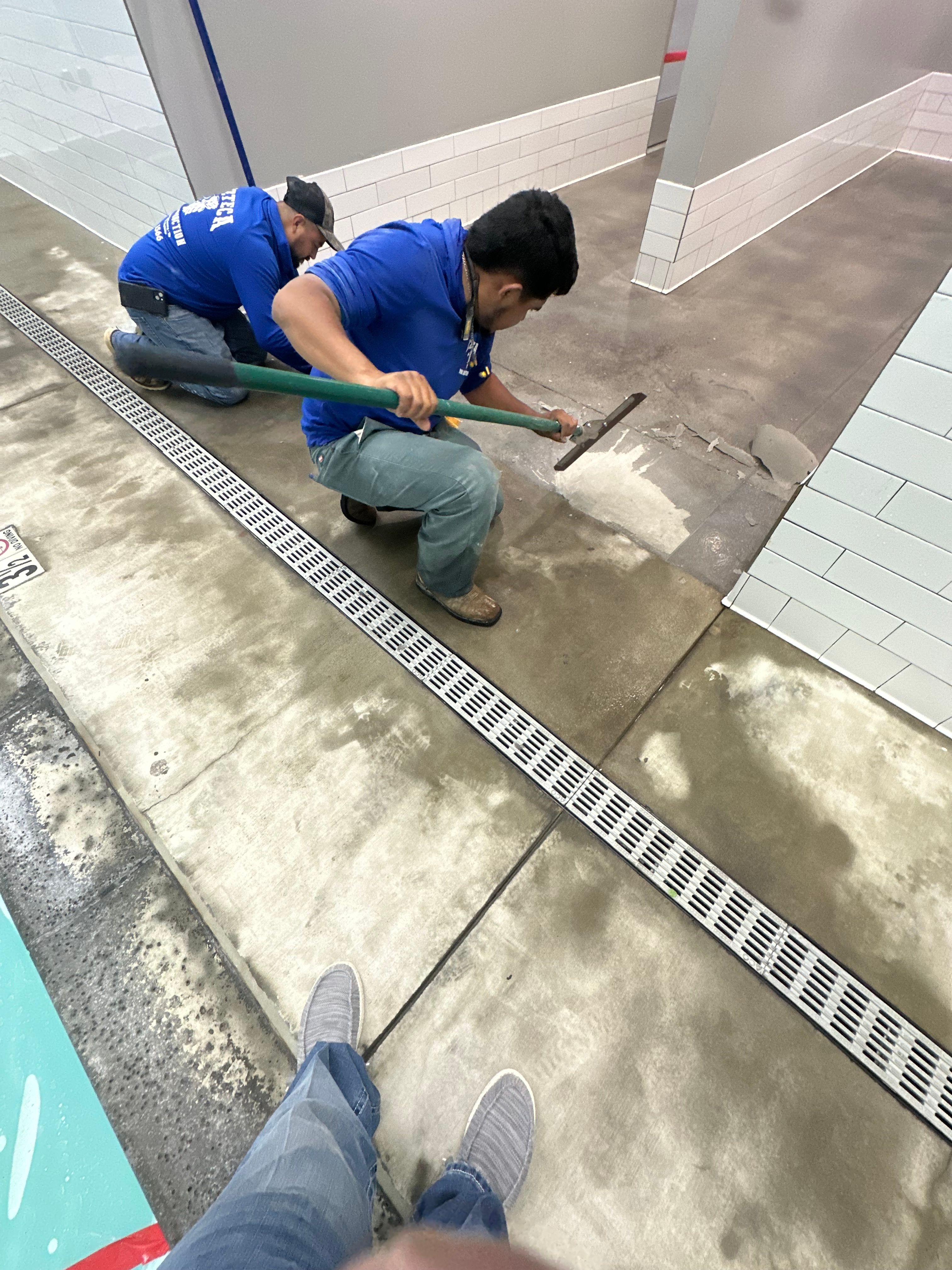  for Azteca Pool Construction LLC in Houston, TX