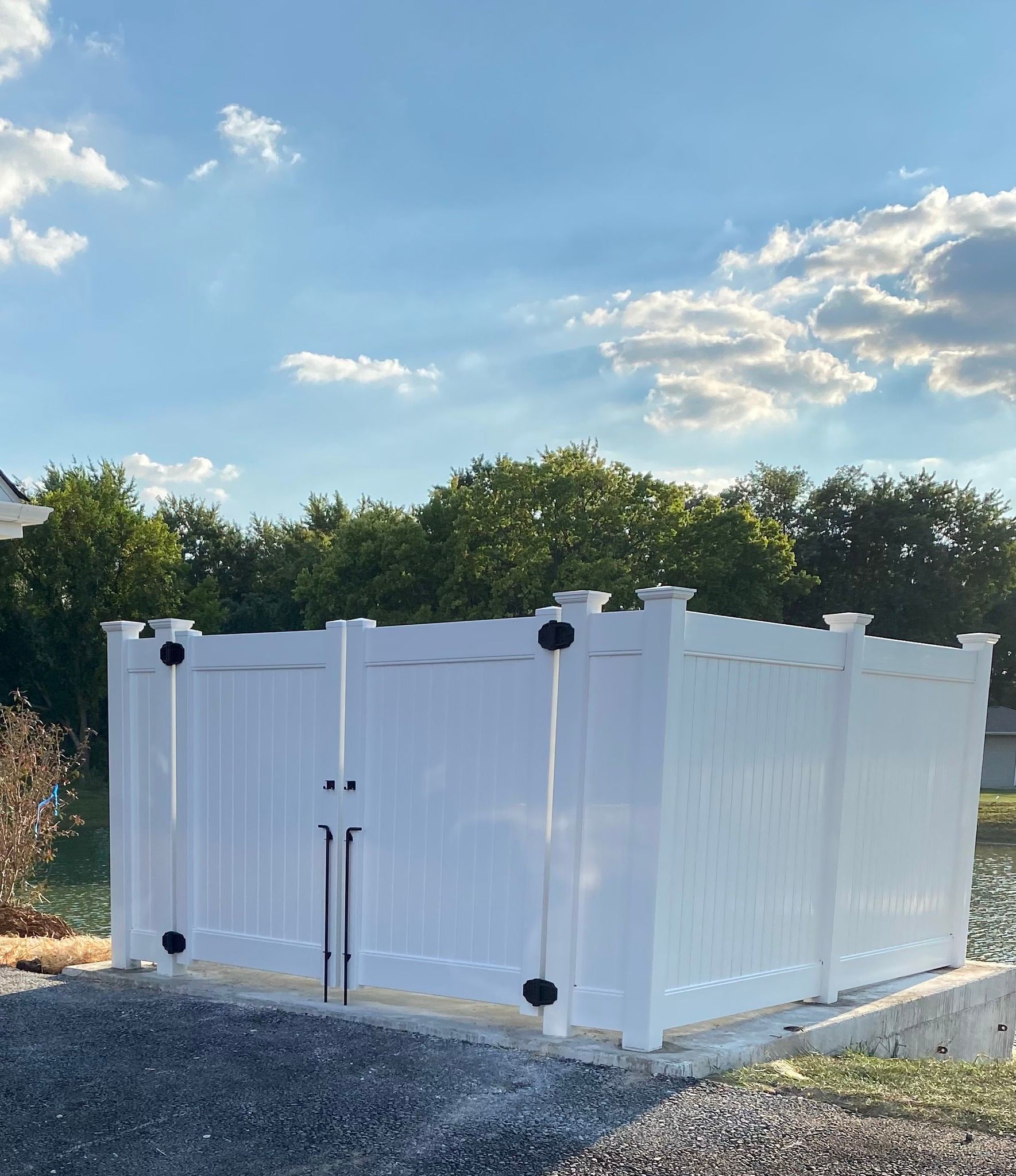  for Everlast Fence in Shorewood, IL