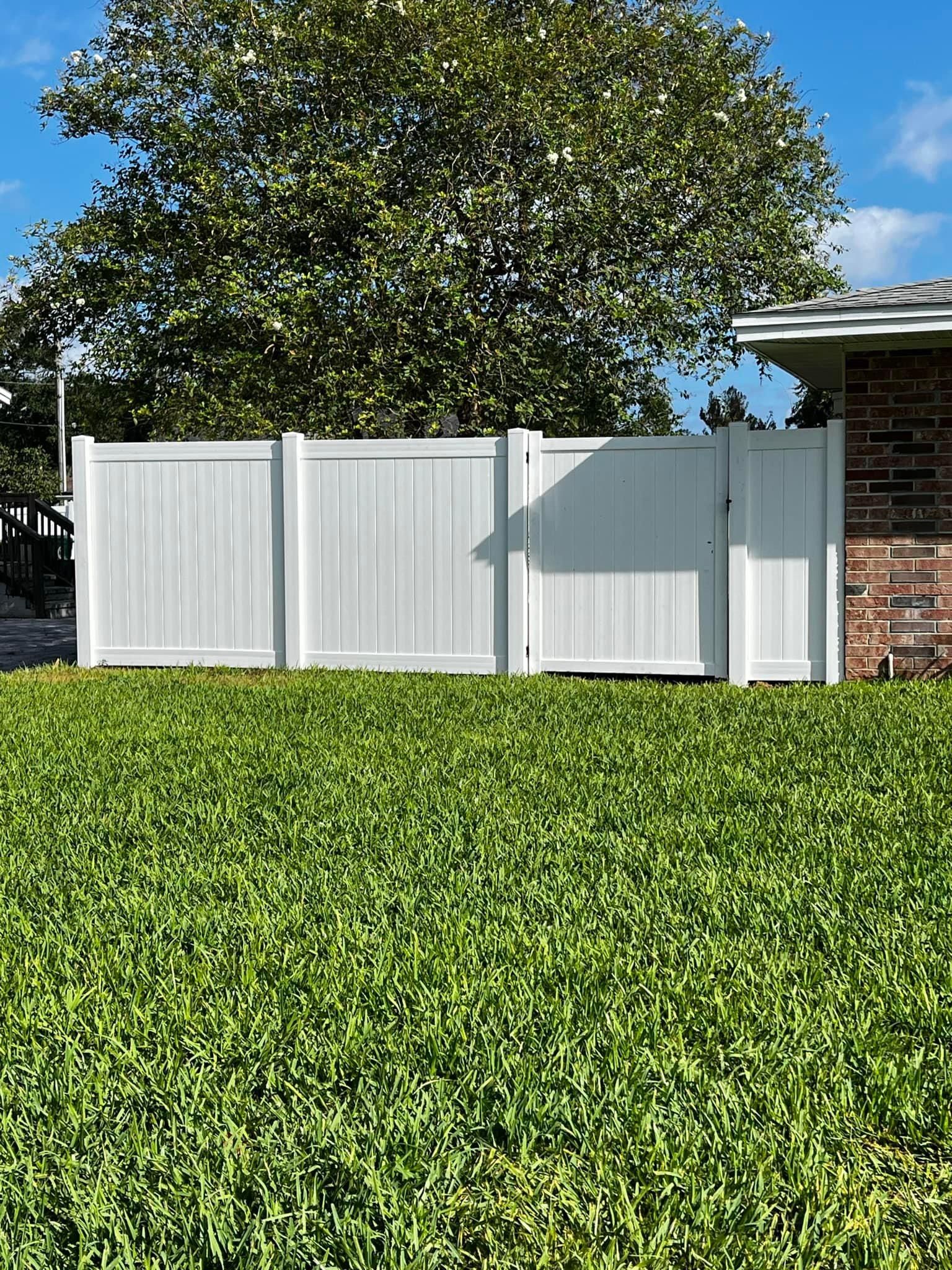  for Red's Premier Fencing LLC  in Jacksonville, FL