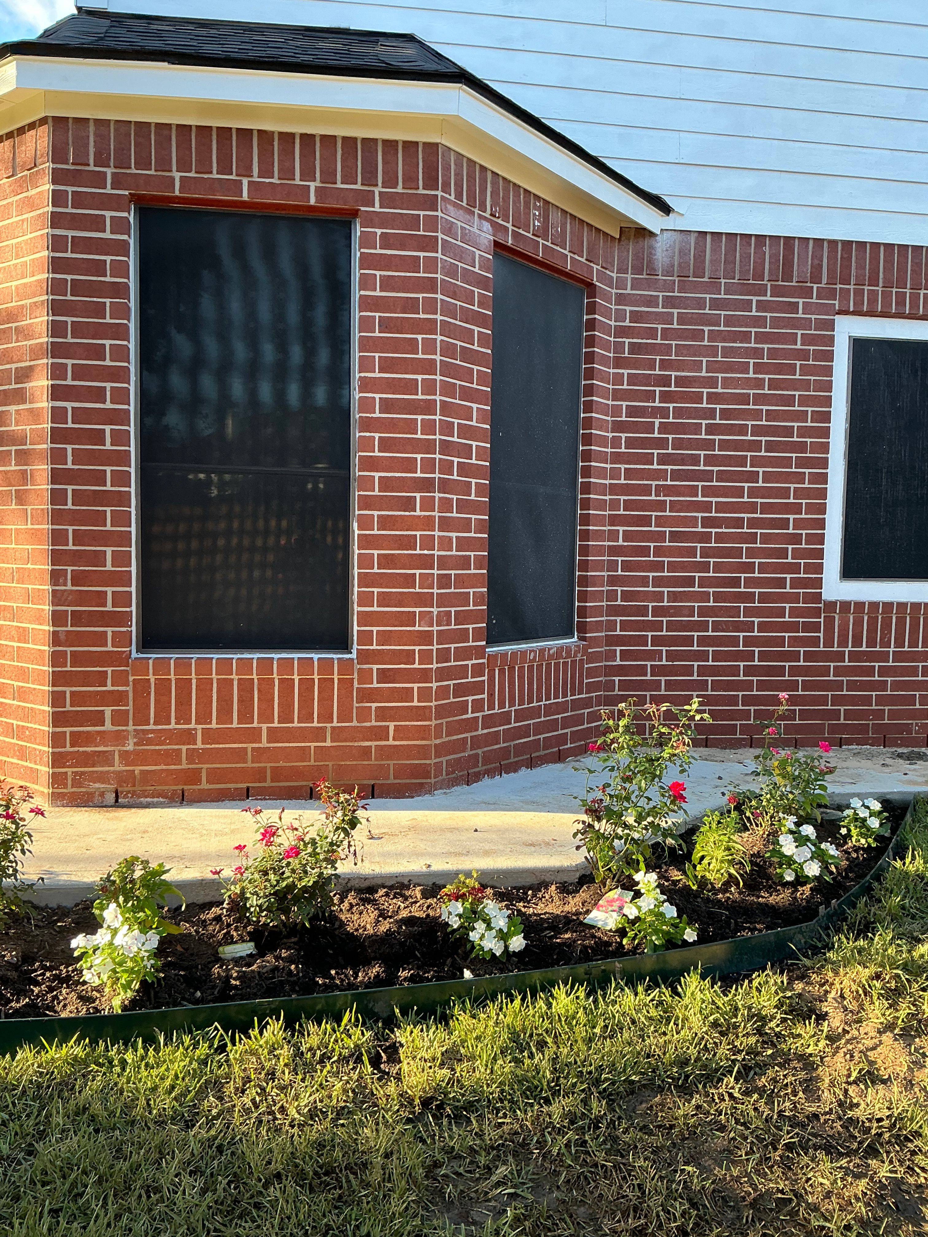 Flower beds for Silver Mines Landscape & Construction, LLC. in Houston, TX