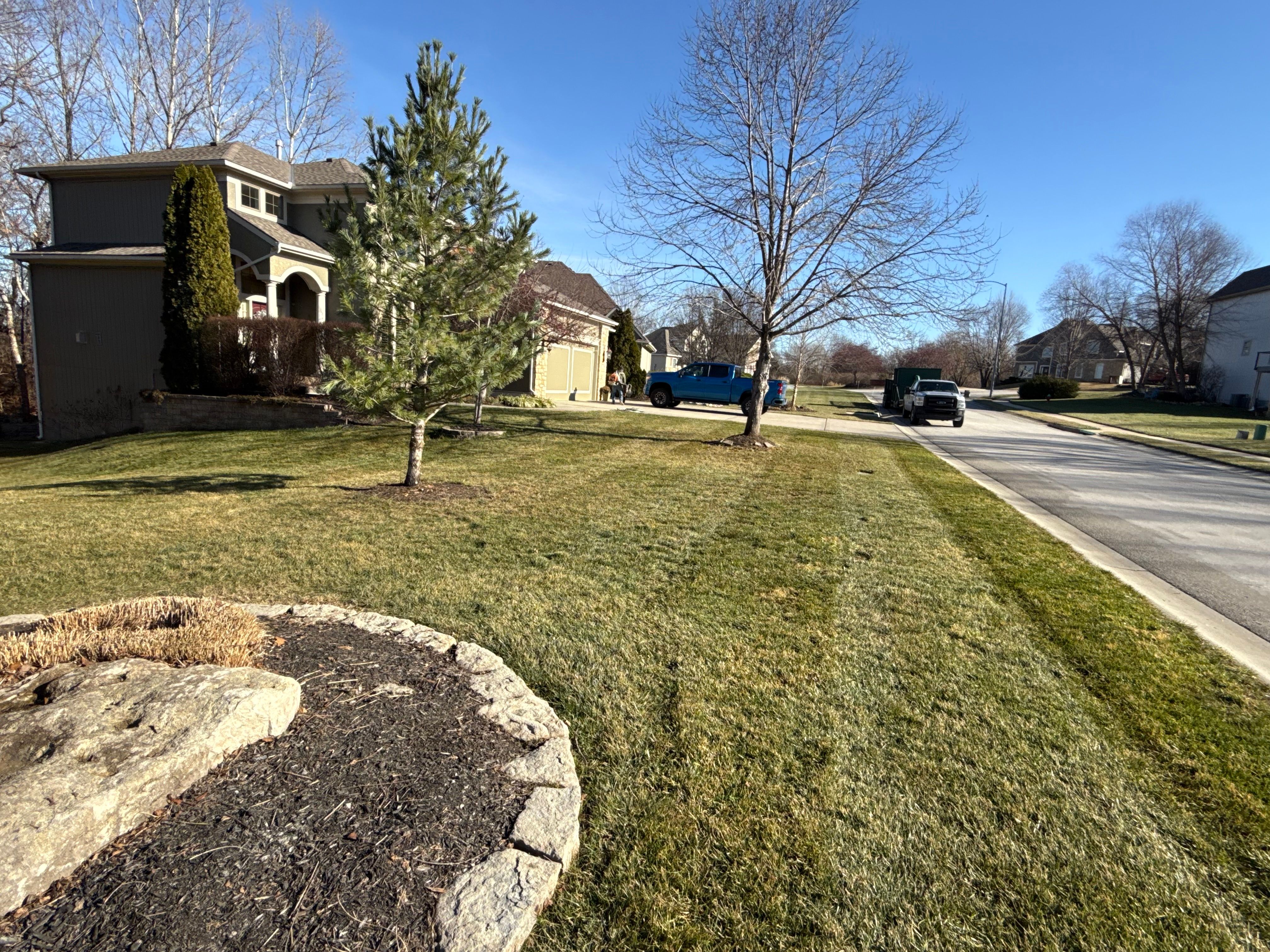  for Elite Lawn Care Solutions in Leavenworth, KS