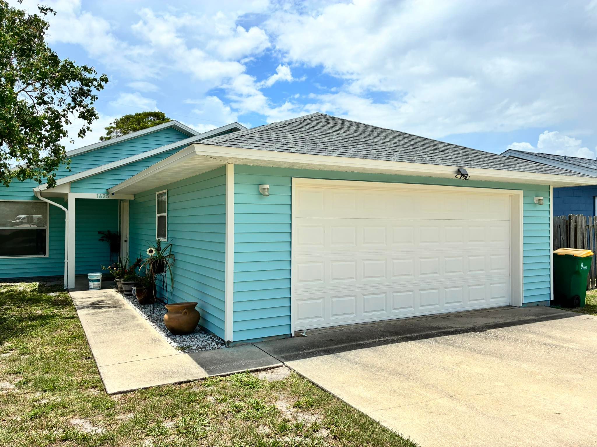 Exterior  for Paps Painting in Brevard county, FL