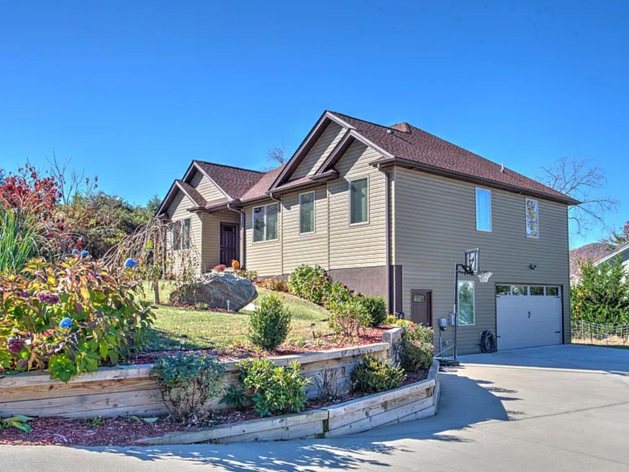  for GIS Global Construction in Asheville, NC