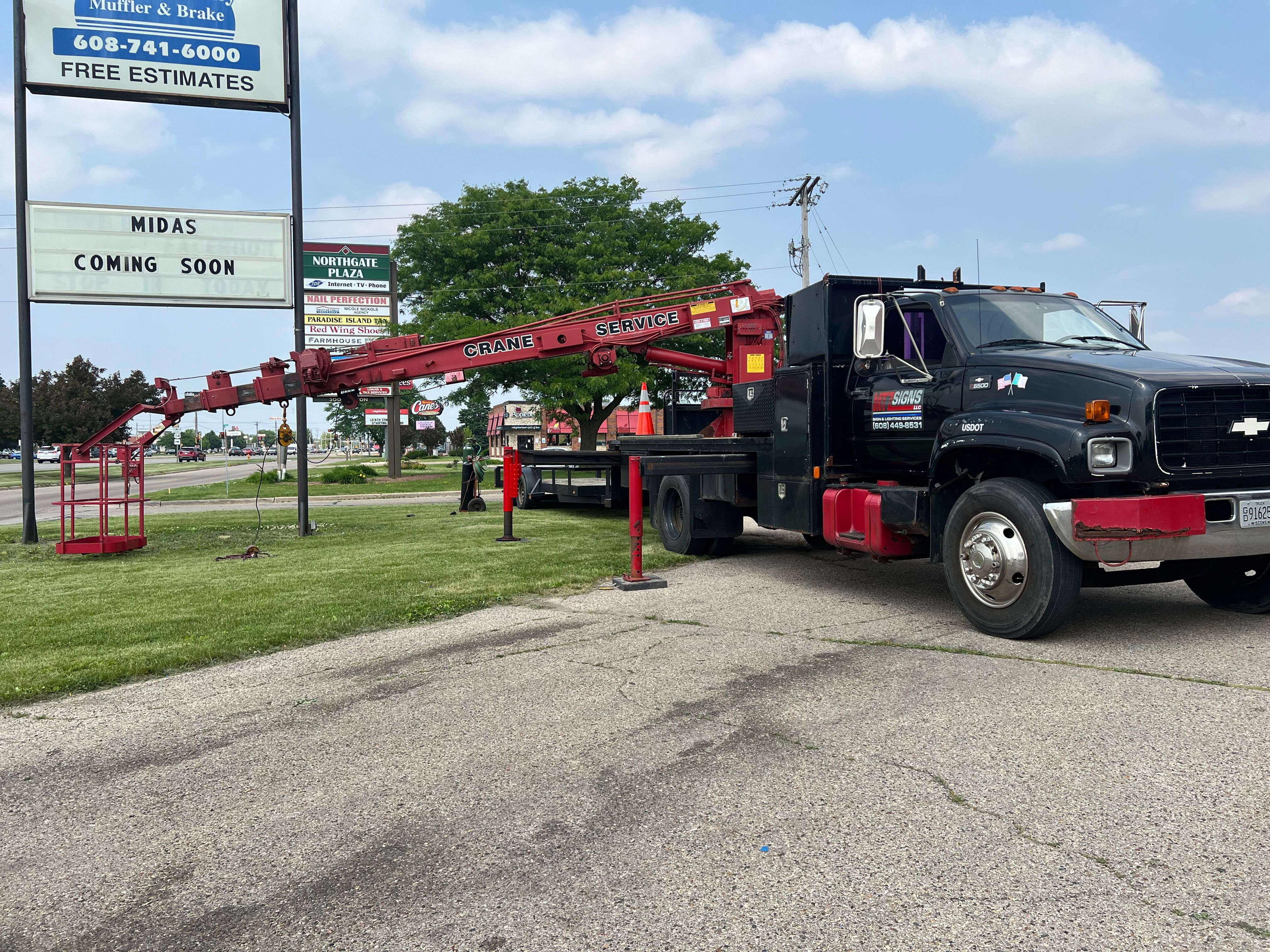  for MTZ Signs in Janseville, WI