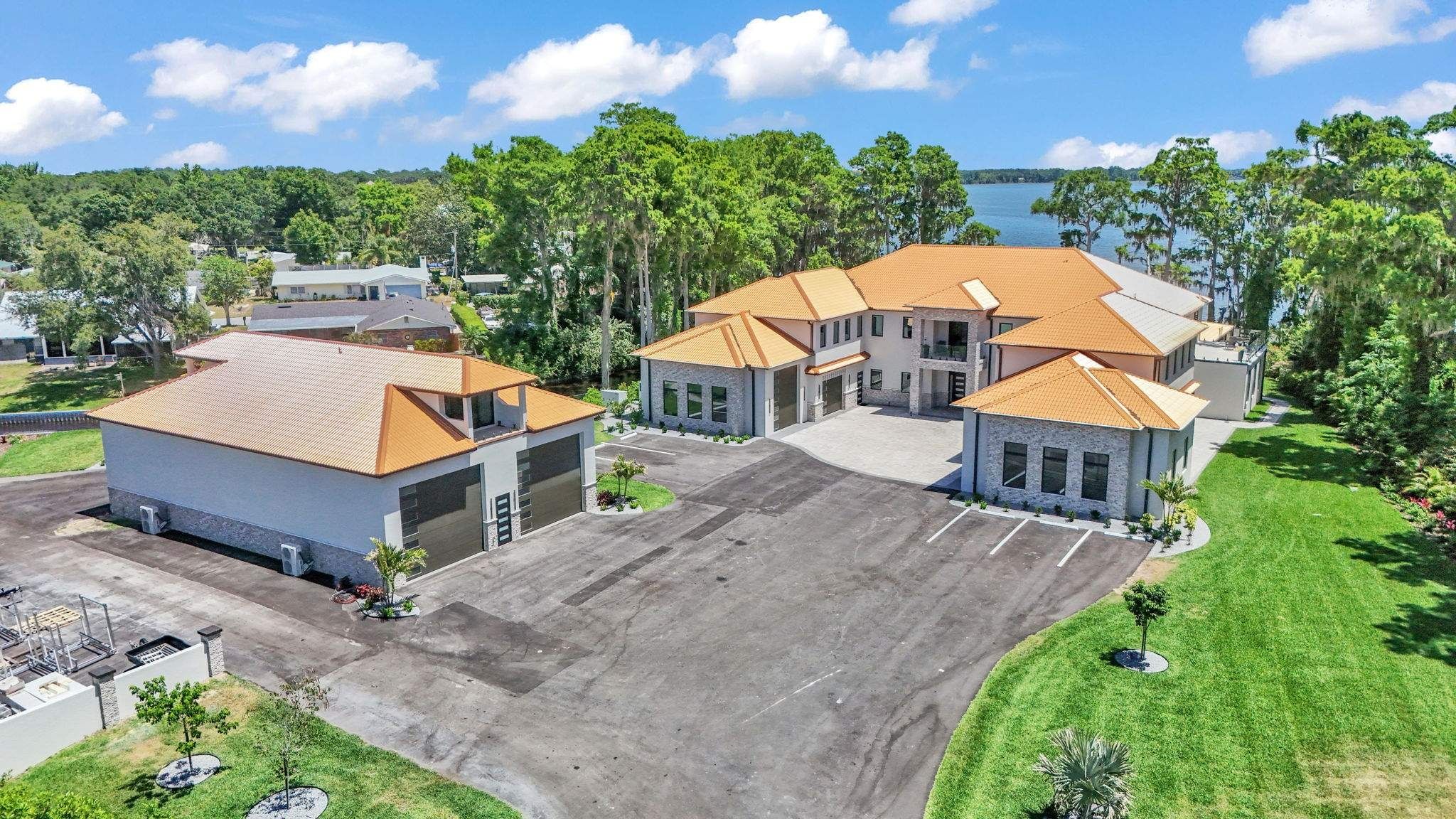  for Webb Homebuilders Group in Lakeland, FL