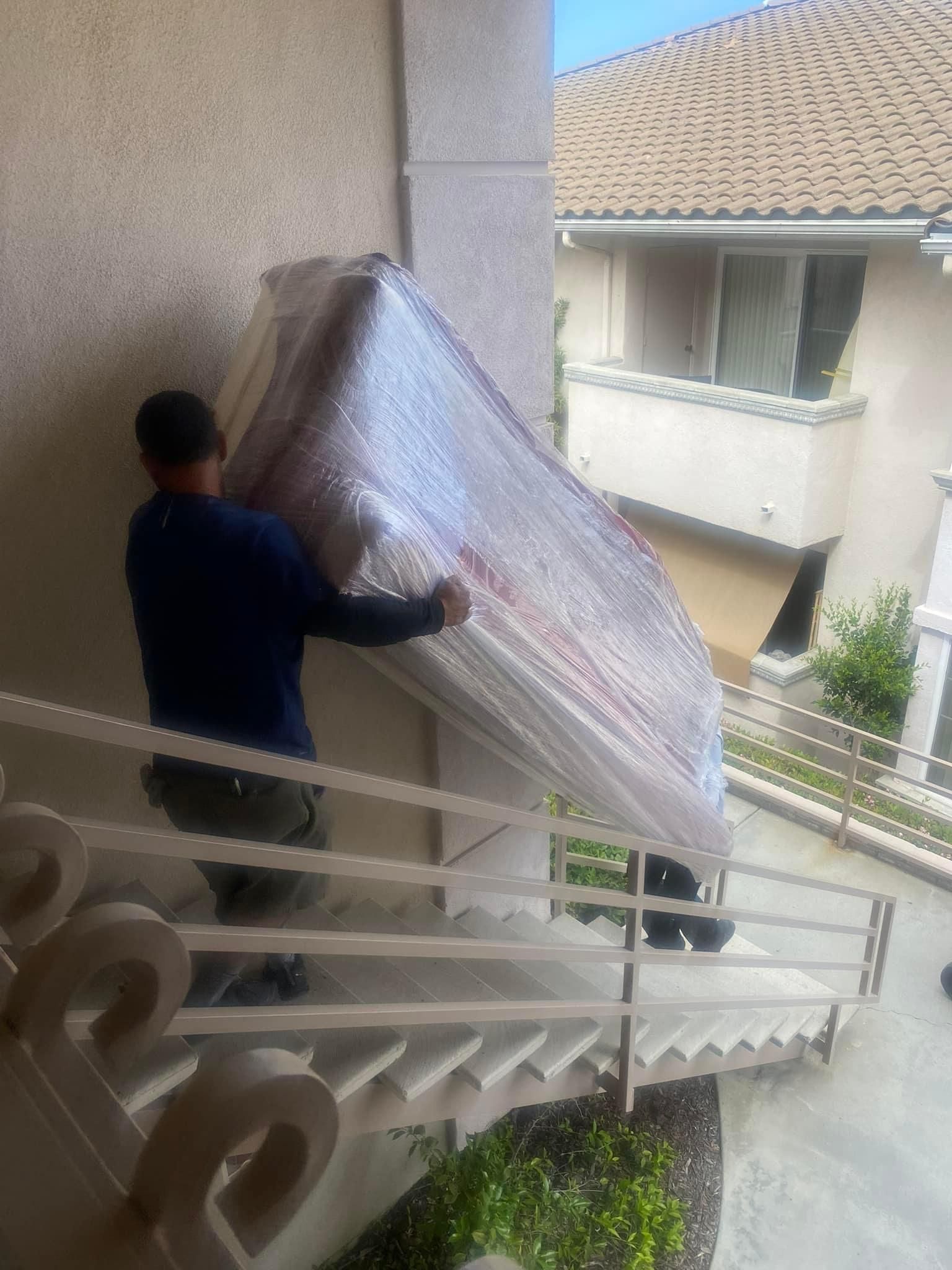  for Hugo’s Affordable Moving Labor in San Diego, CA