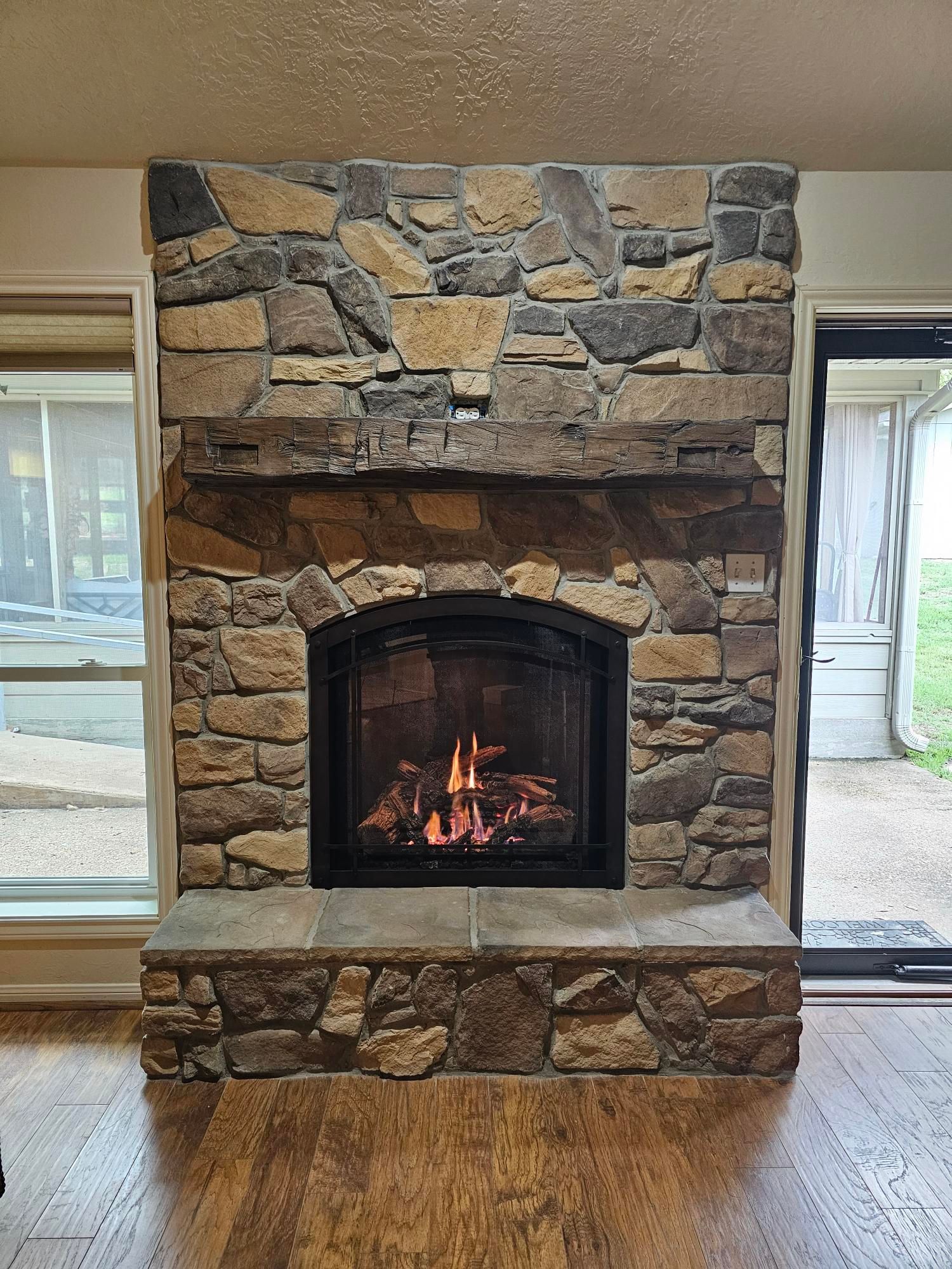  for Hunt Stone & Fireplace in Huntington, TX
